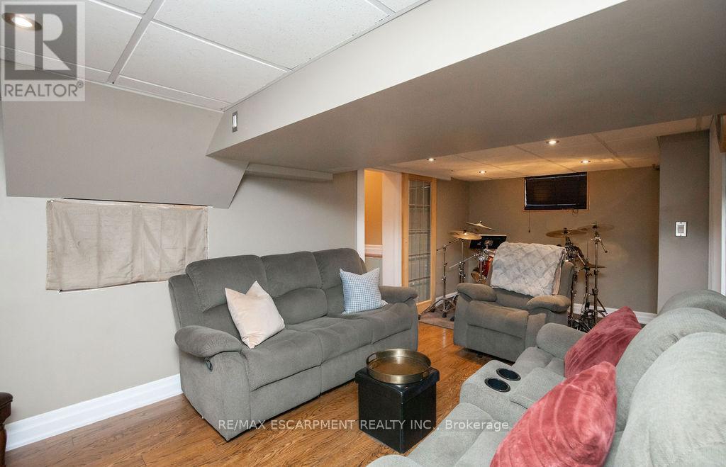 92 Auchmar Road, Hamilton, Ontario  L9C 1C5 - Photo 31 - X12078664