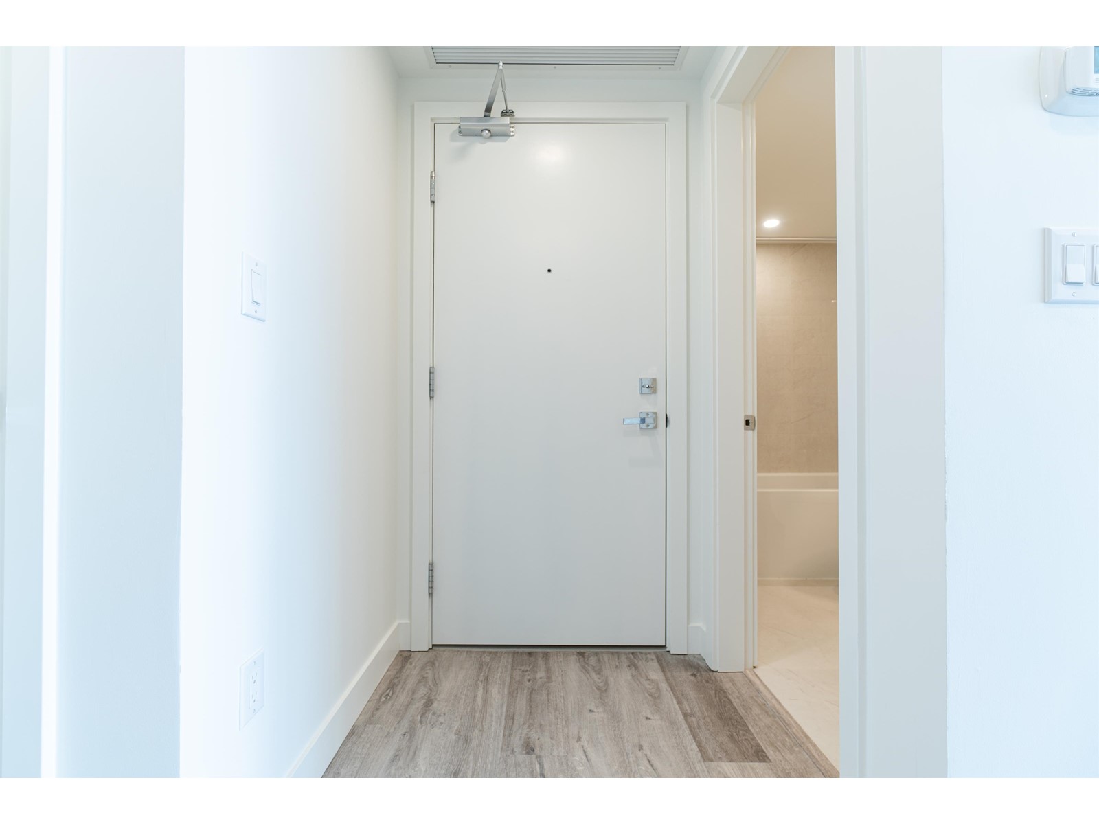 2310 9675 King George Boulevard, Surrey, British Columbia  V3T 0T7 - Photo 20 - R2989552