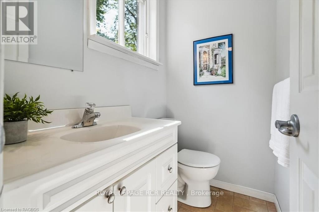 527 5th Street E, Owen Sound, Ontario  N4K 1E2 - Photo 21 - X10847423