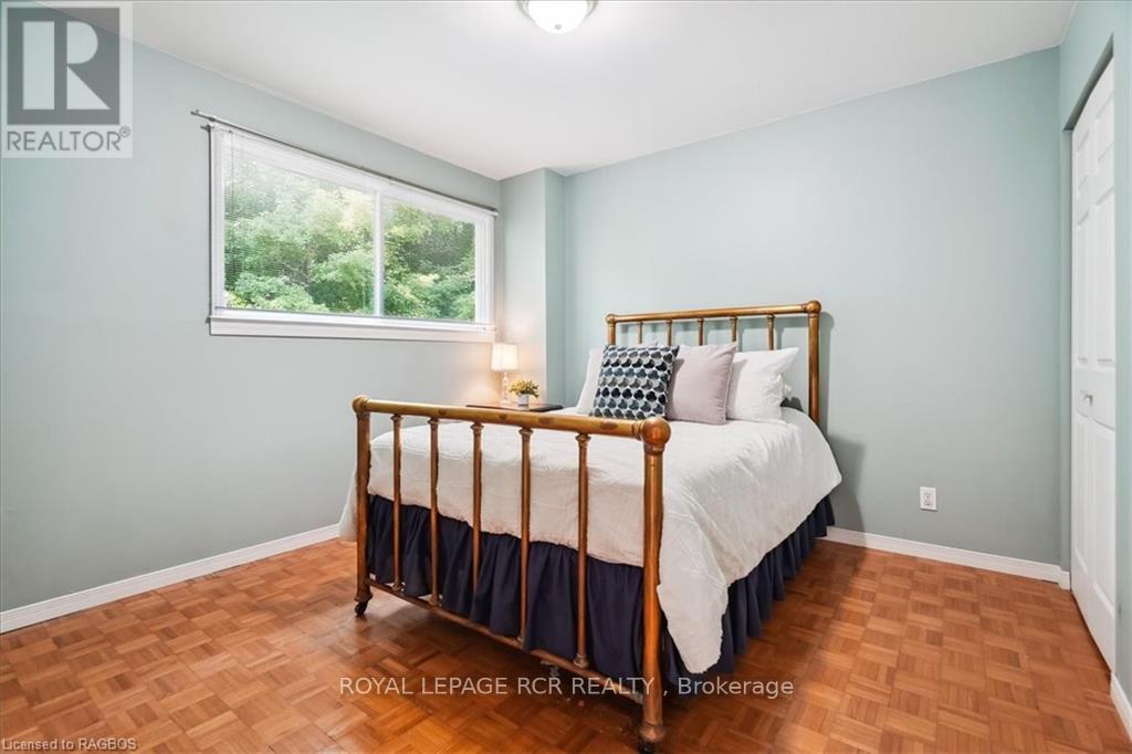 527 5th Street E, Owen Sound, Ontario  N4K 1E2 - Photo 26 - X10847423
