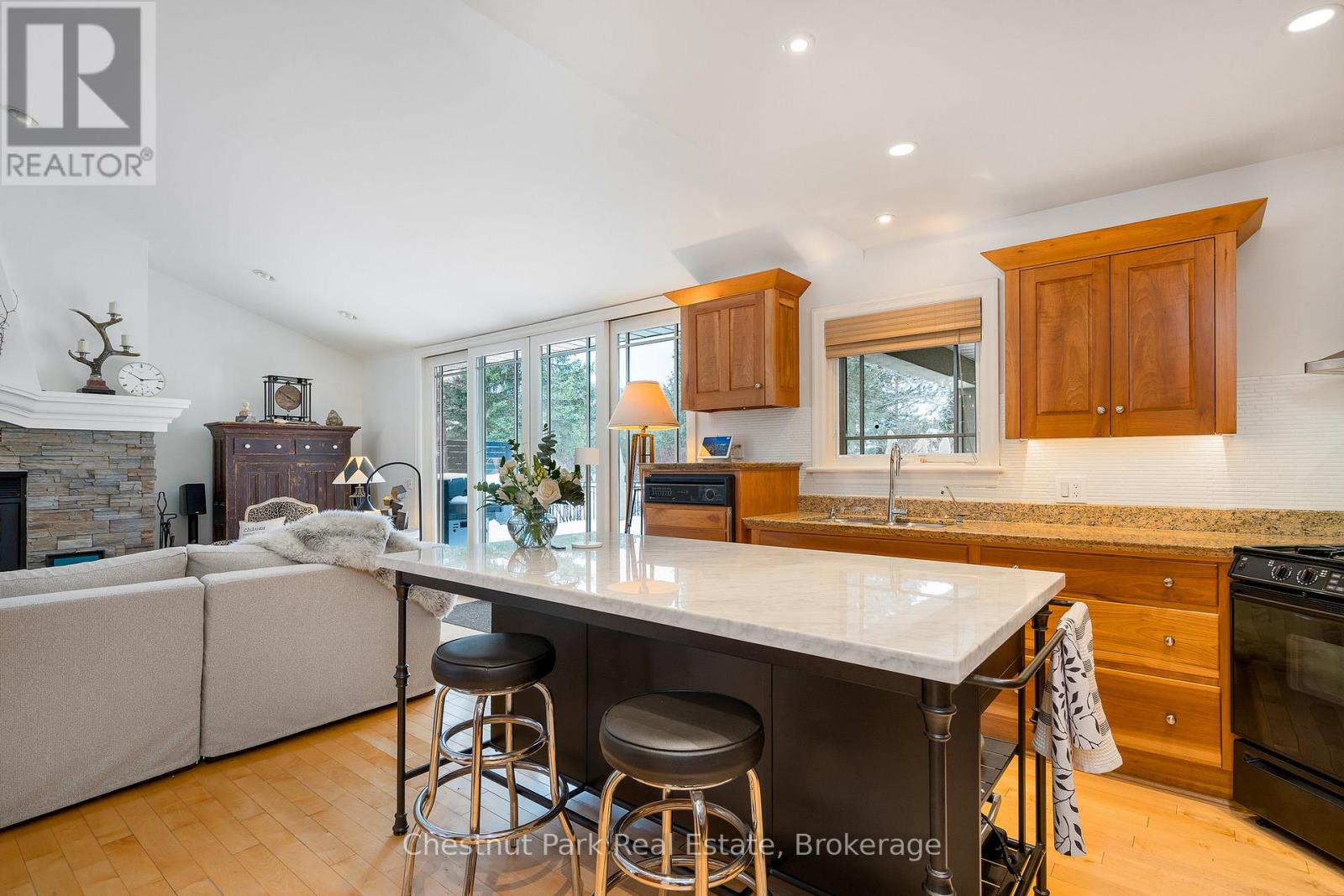 135 Augusta Crescent, Blue Mountains, Ontario  L9Y 0K7 - Photo 12 - X11917257