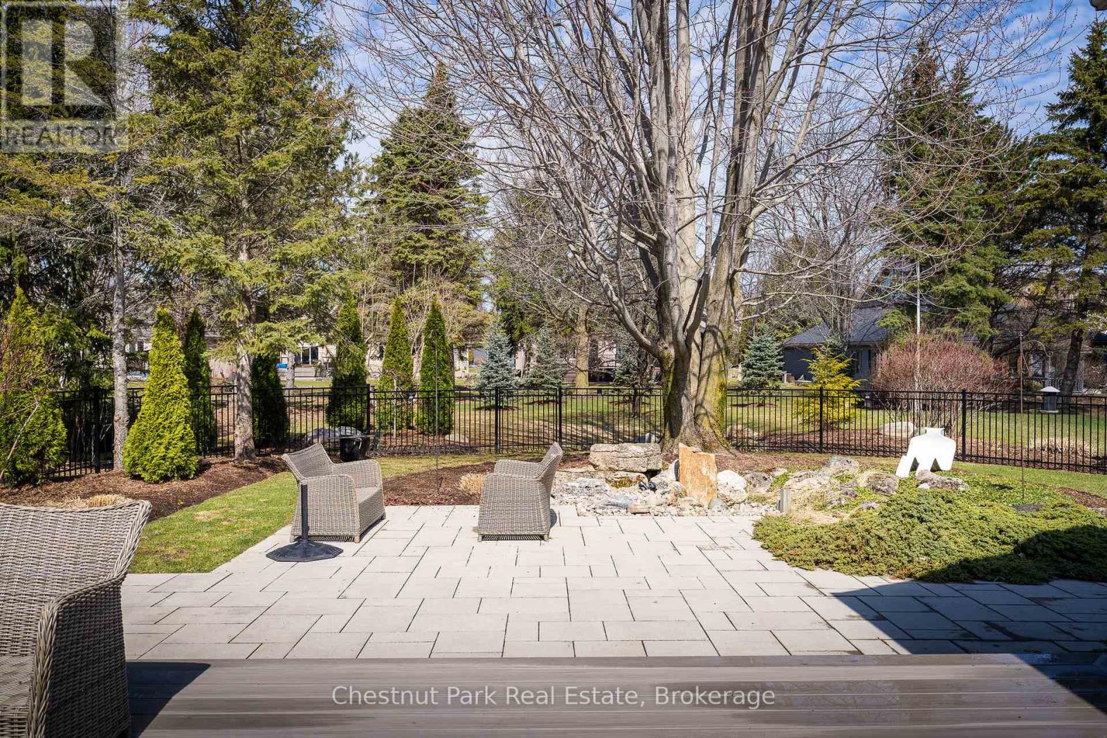 135 Augusta Crescent, Blue Mountains, Ontario  L9Y 0K7 - Photo 35 - X11917257