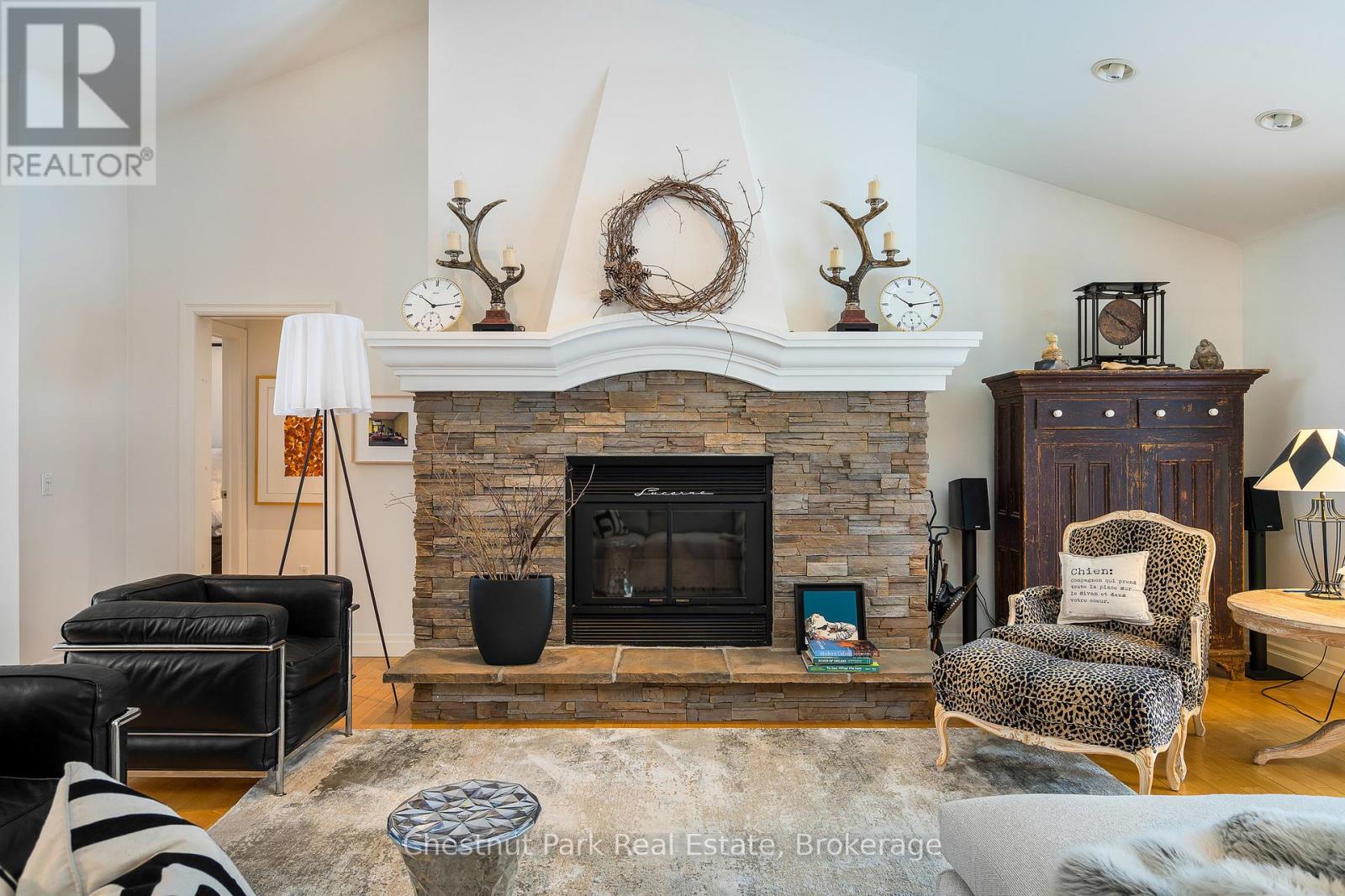 135 Augusta Crescent, Blue Mountains, Ontario  L9Y 0K7 - Photo 8 - X11917257