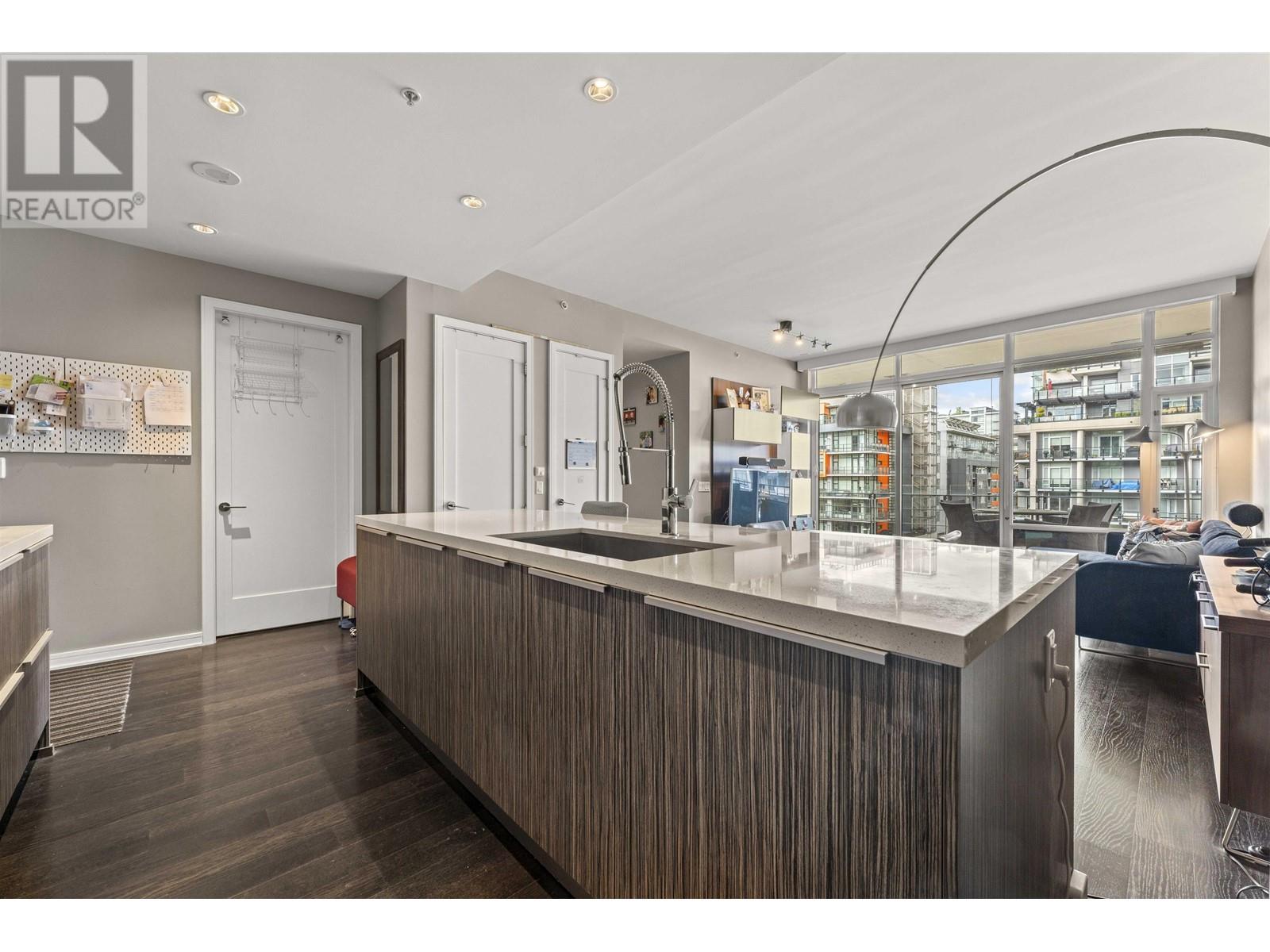 502 77 Walter Hardwick Avenue, Vancouver, British Columbia  V5Y 0C6 - Photo 12 - R2988140