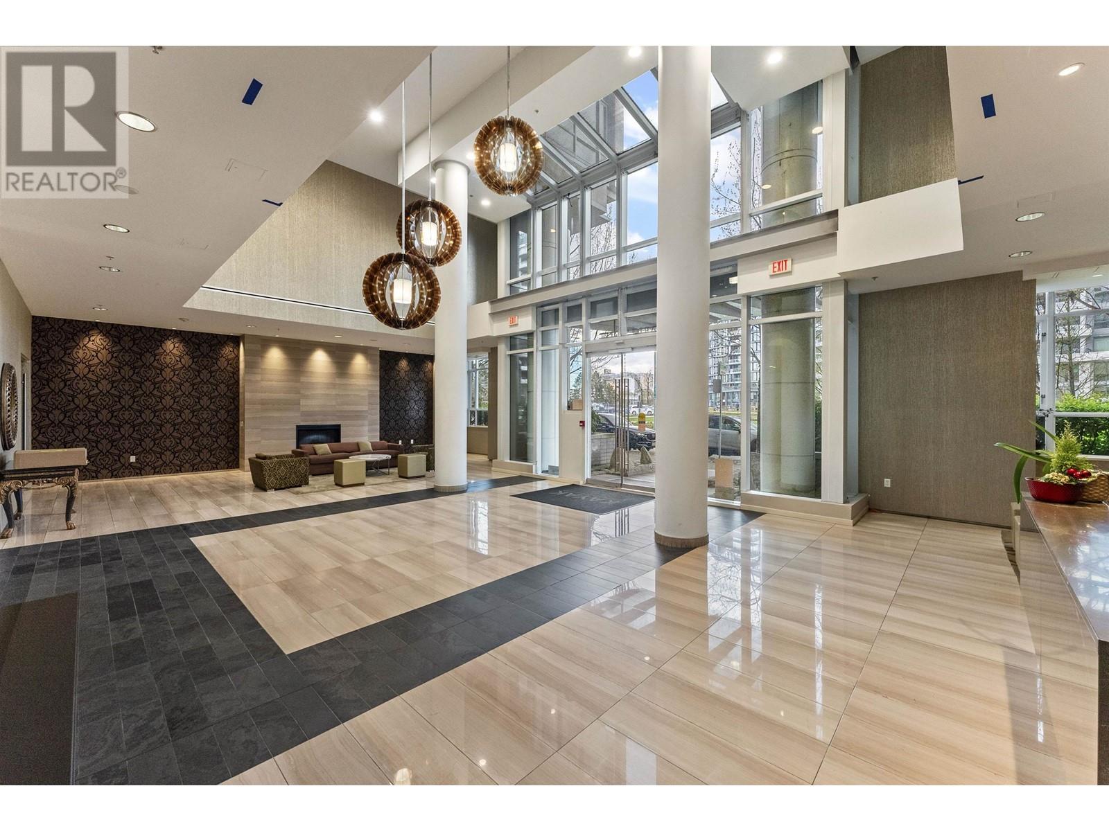 502 77 Walter Hardwick Avenue, Vancouver, British Columbia  V5Y 0C6 - Photo 2 - R2988140