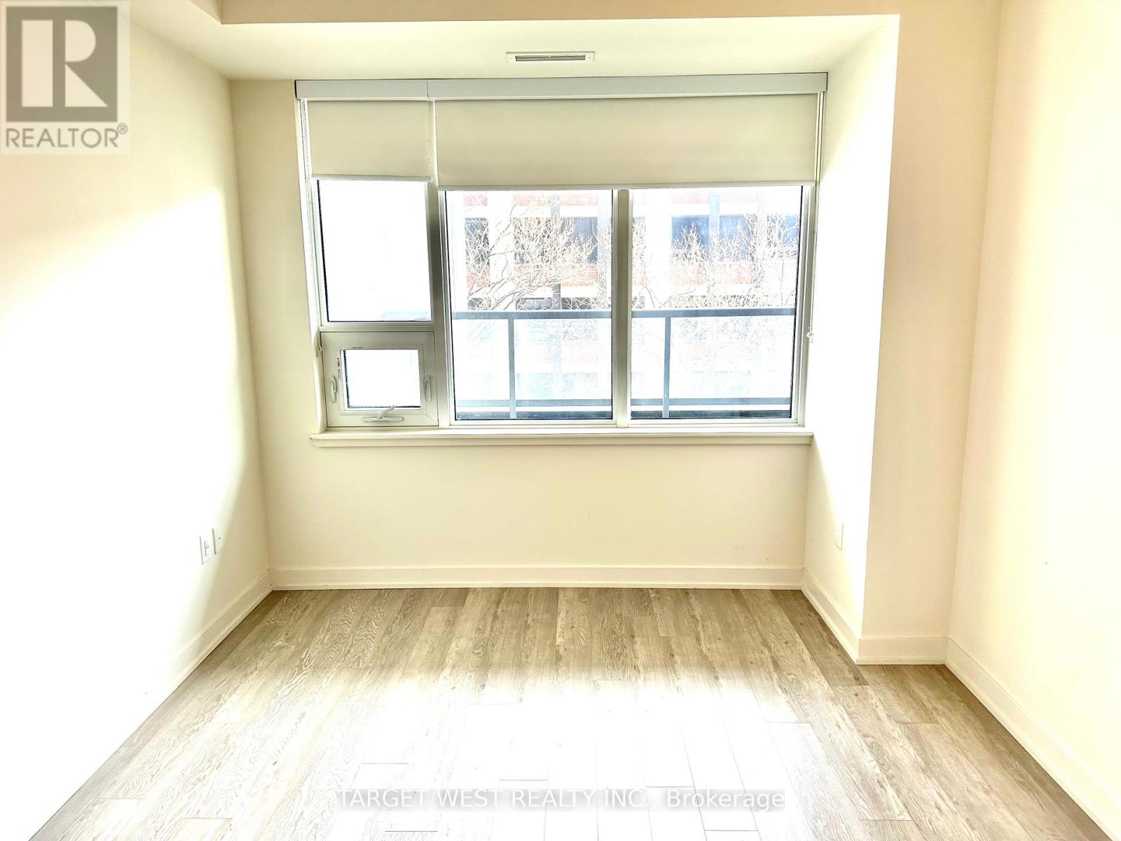421 - 212 King William Street E, Hamilton, Ontario  L8R 3N9 - Photo 4 - X12071889