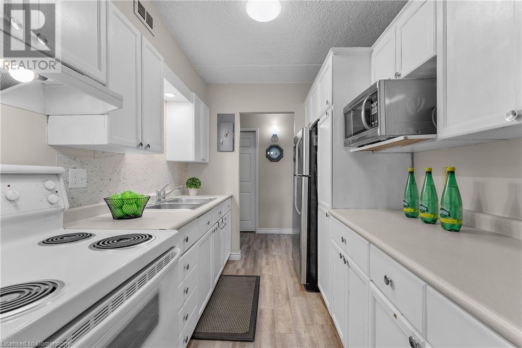 196 Scott Street Unit# 222, St. Catharines, Ontario  L2N 5T2 - Photo 8 - 40716708