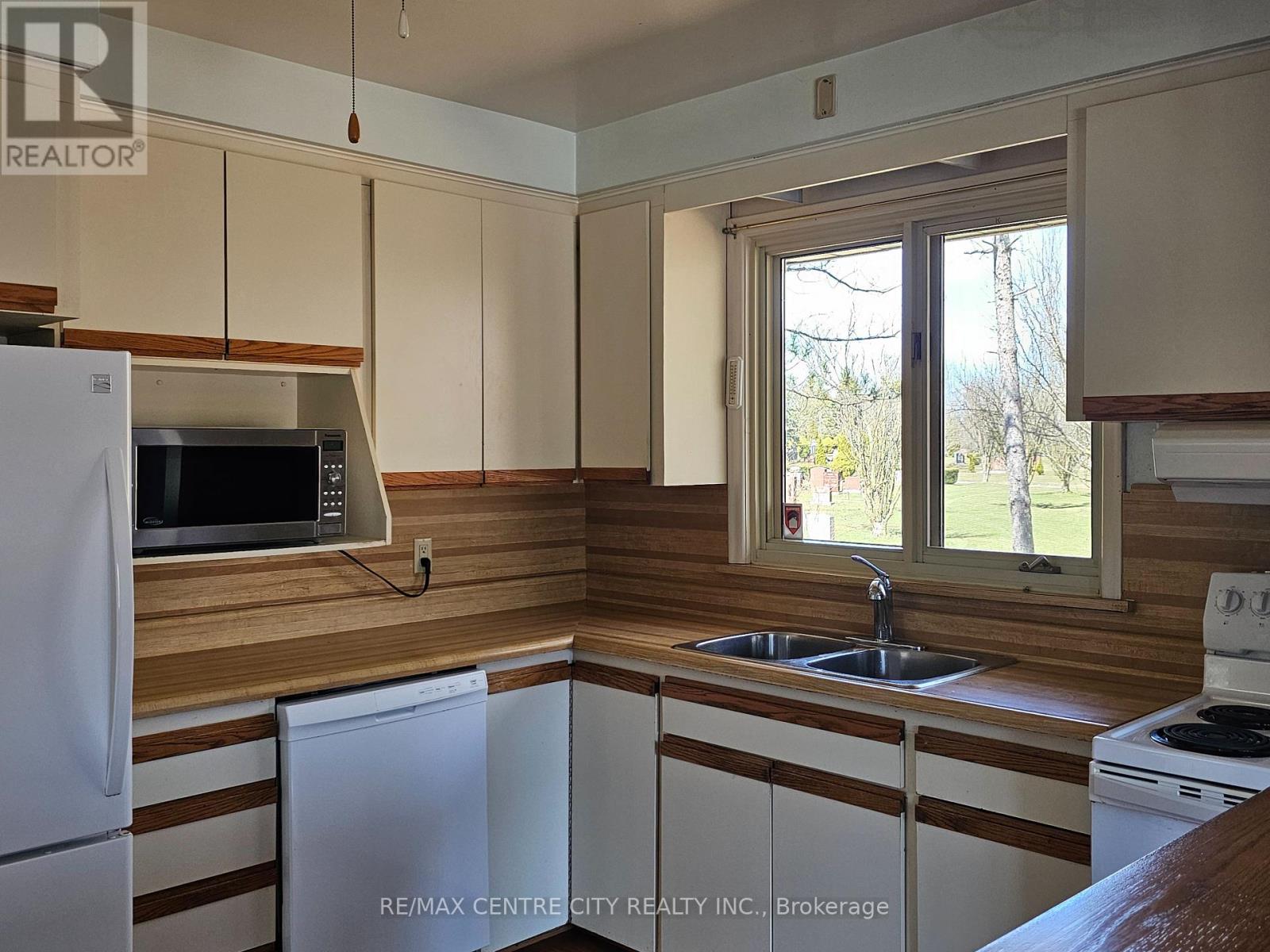 274 Burnett Avenue, Toronto, Ontario  M2N 1W1 - Photo 12 - C12081500