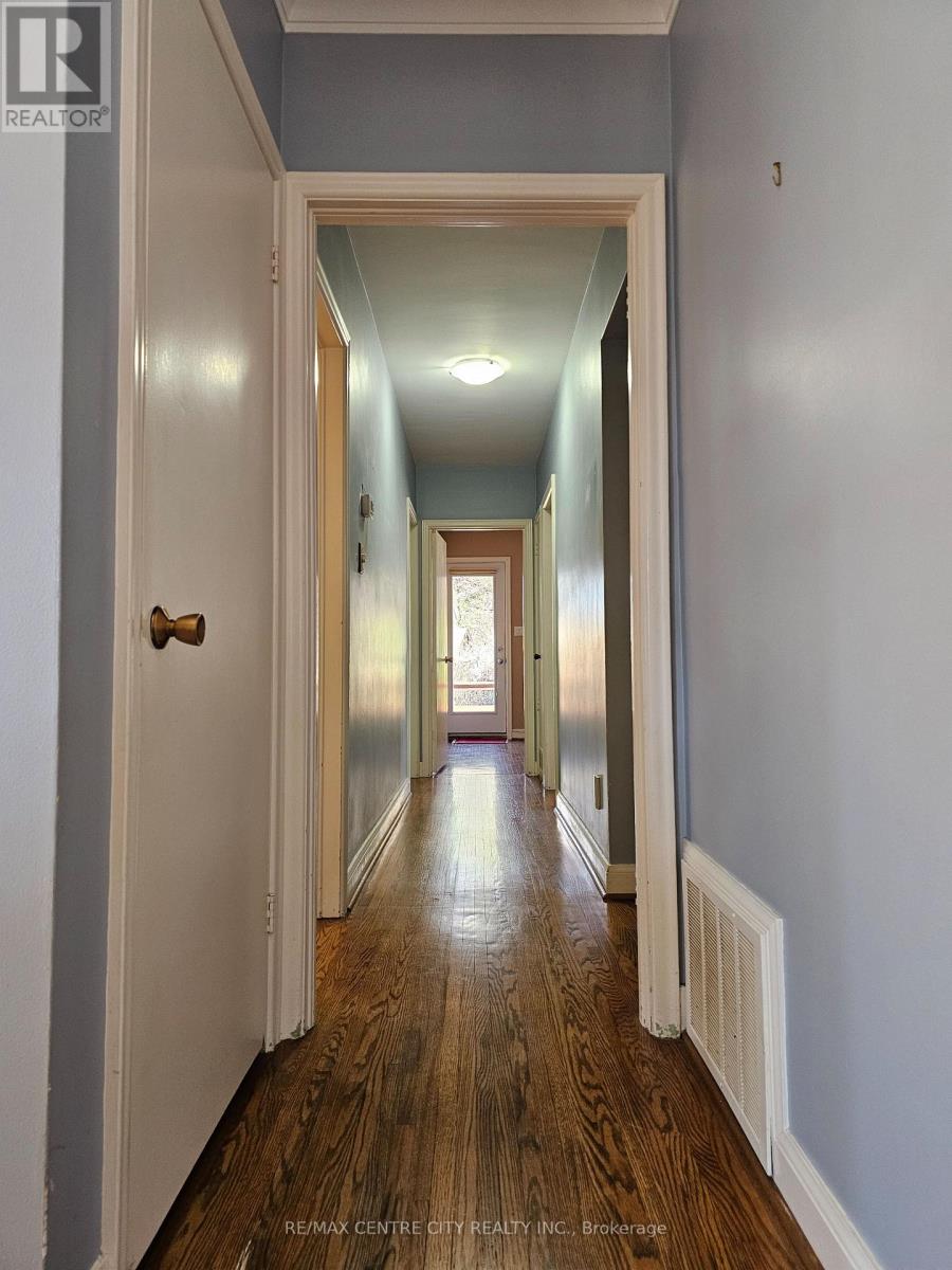 274 Burnett Avenue, Toronto, Ontario  M2N 1W1 - Photo 14 - C12081500