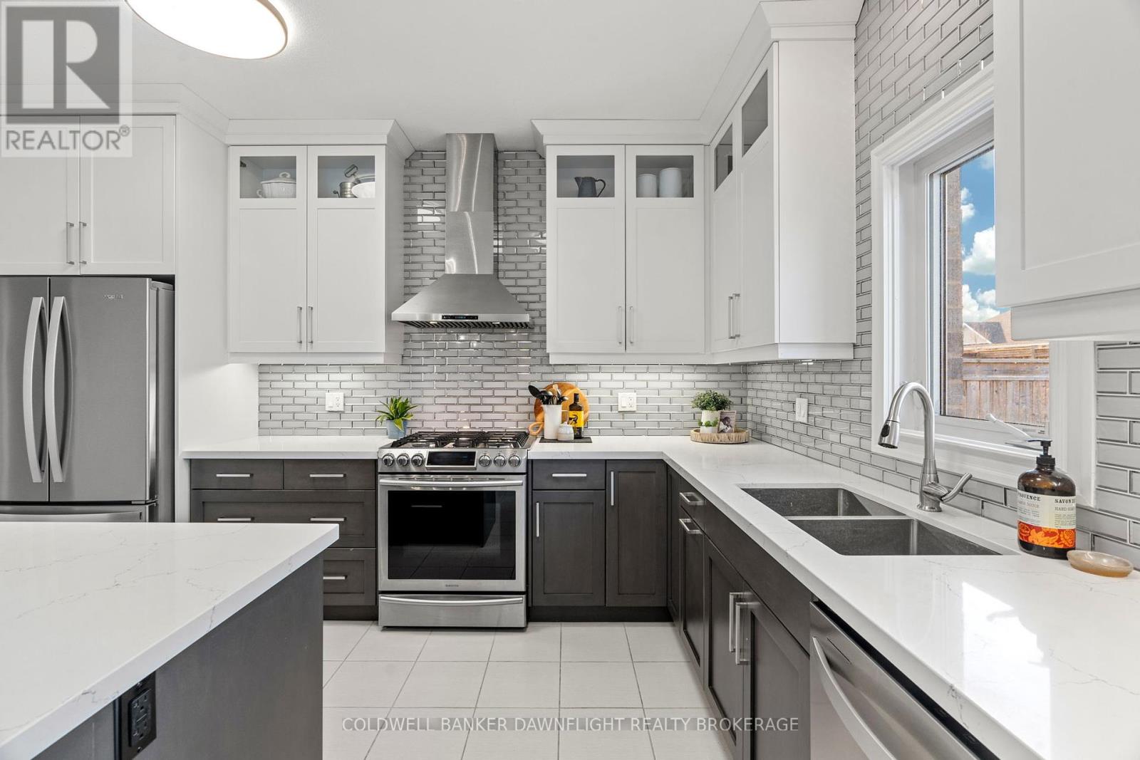 77 Dereham Drive, Tillsonburg, Ontario  N4G 0H1 - Photo 13 - X12081583