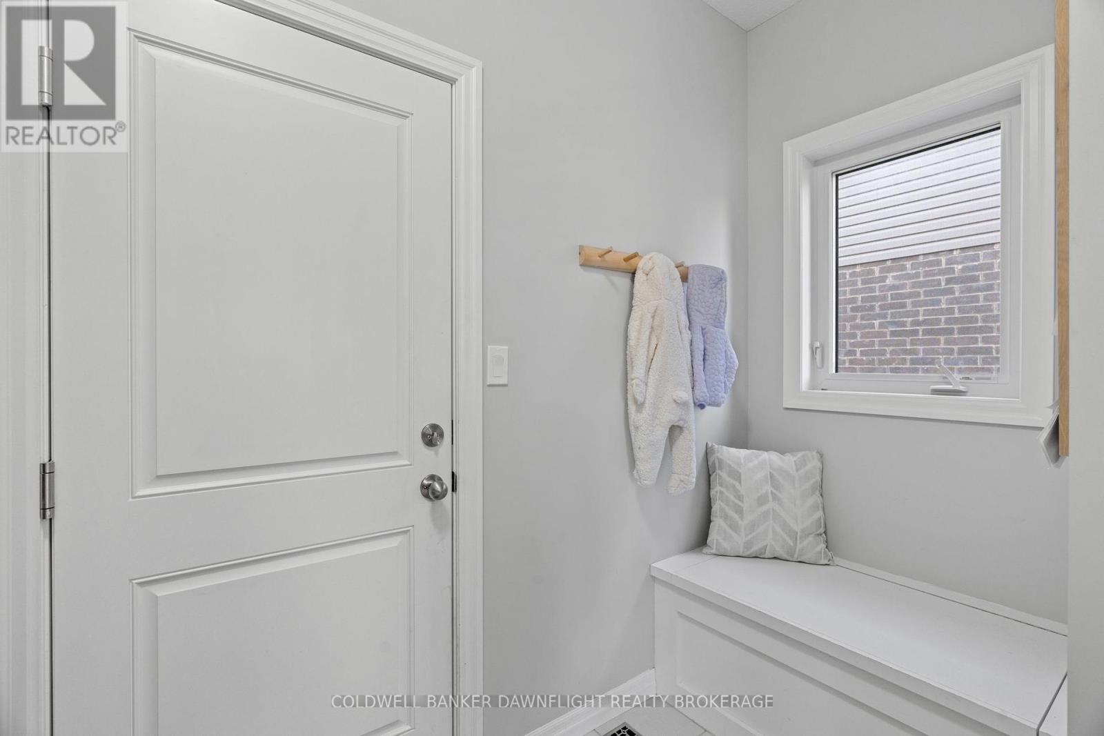 77 Dereham Drive, Tillsonburg, Ontario  N4G 0H1 - Photo 43 - X12081583