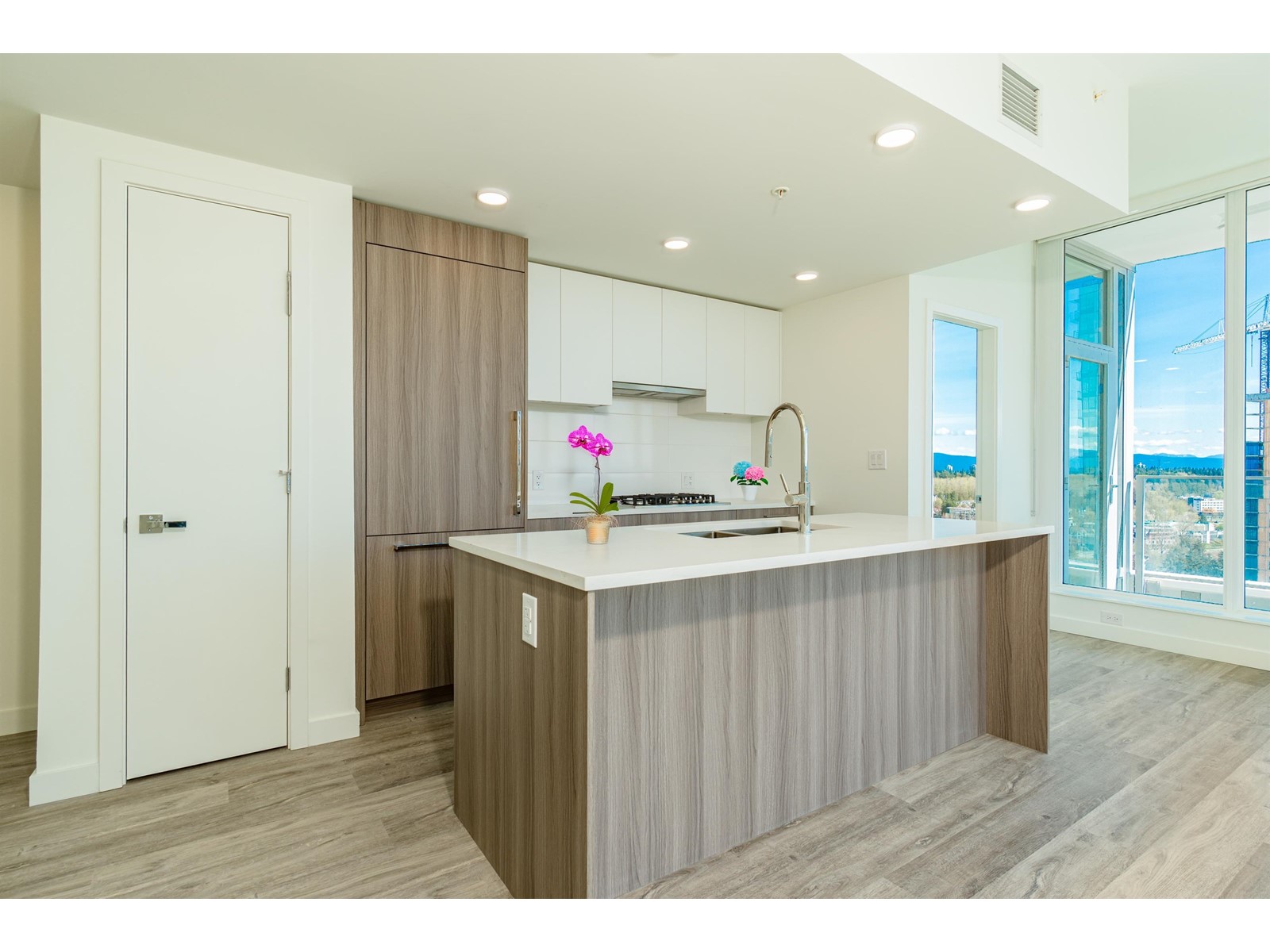 2709 9675 King George Boulevard, Surrey, British Columbia  V3T 0T7 - Photo 6 - R2989573