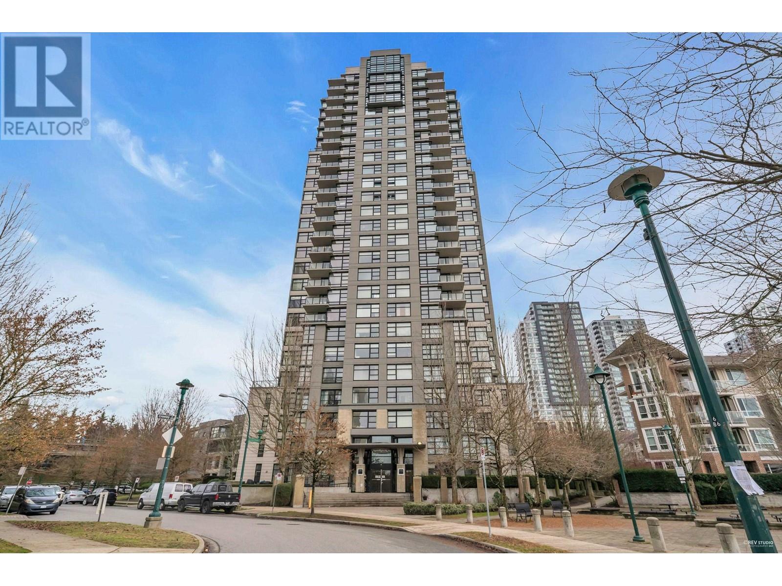 1807 5380 Oben Street, Vancouver, British Columbia  V5R 6H7 - Photo 1 - R2988534