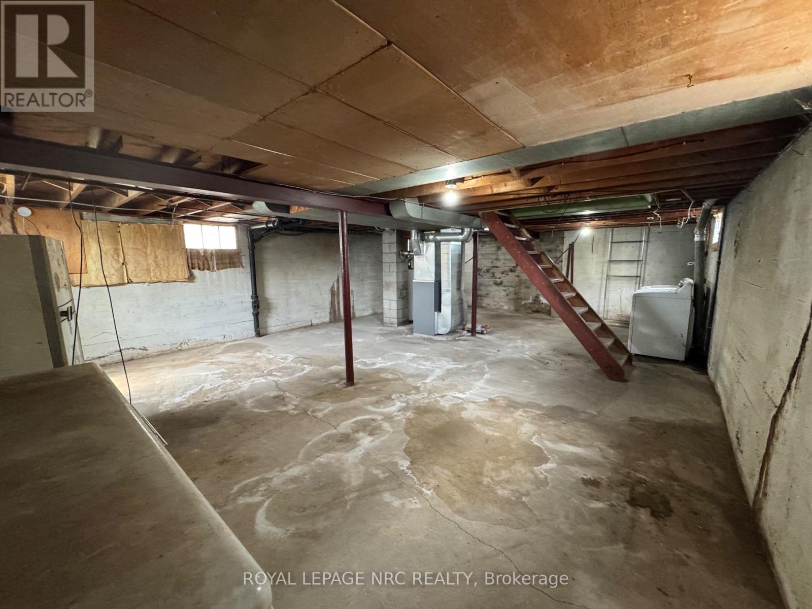 3 Eastbourne Avenue, St. Catharines, Ontario  L2M 5K3 - Photo 17 - X12081519
