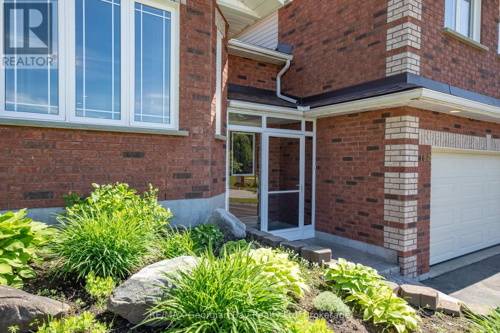 Property at 160 GRIFFIN STREET image 2