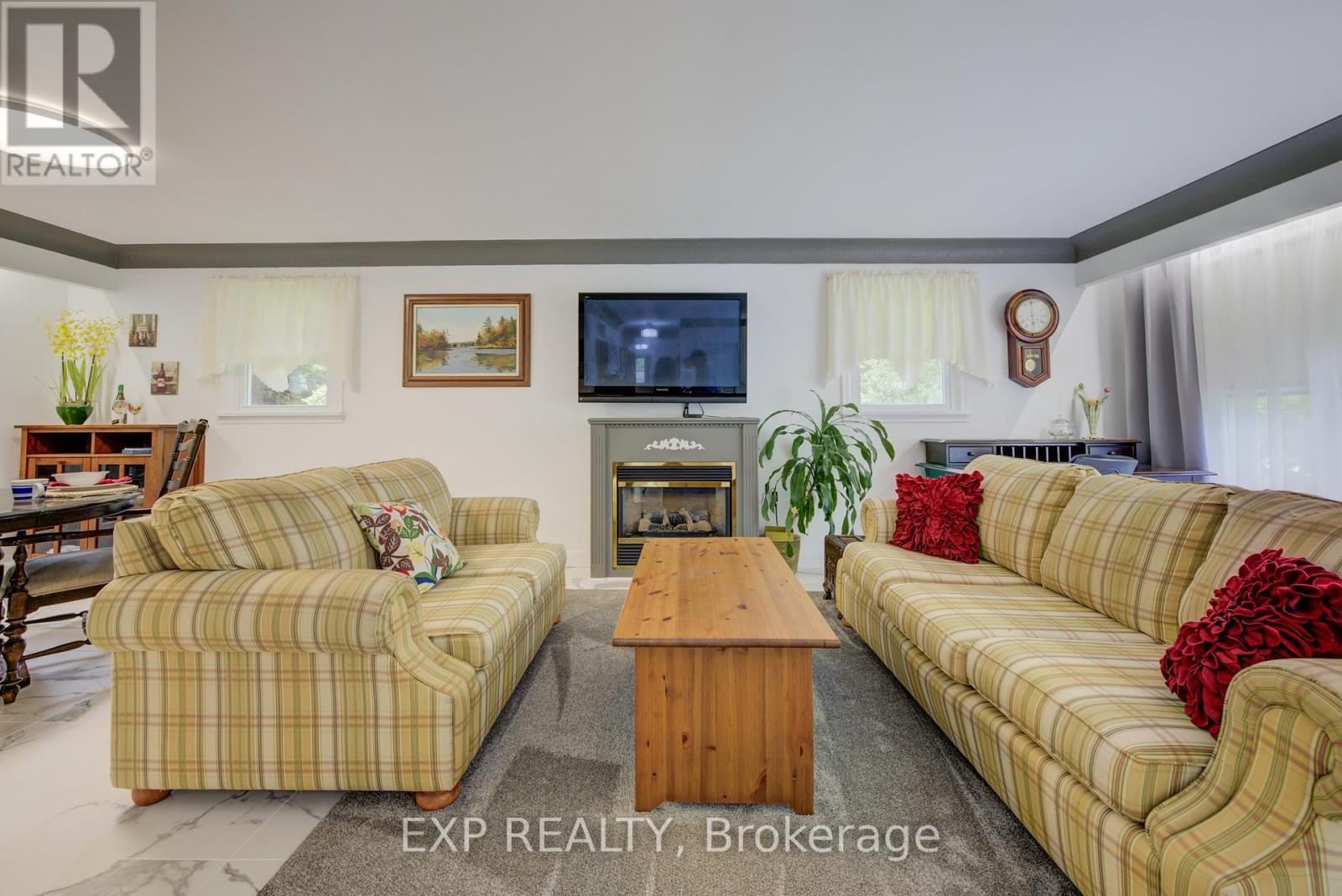 Property at 43 GEORGE STREET S image 5