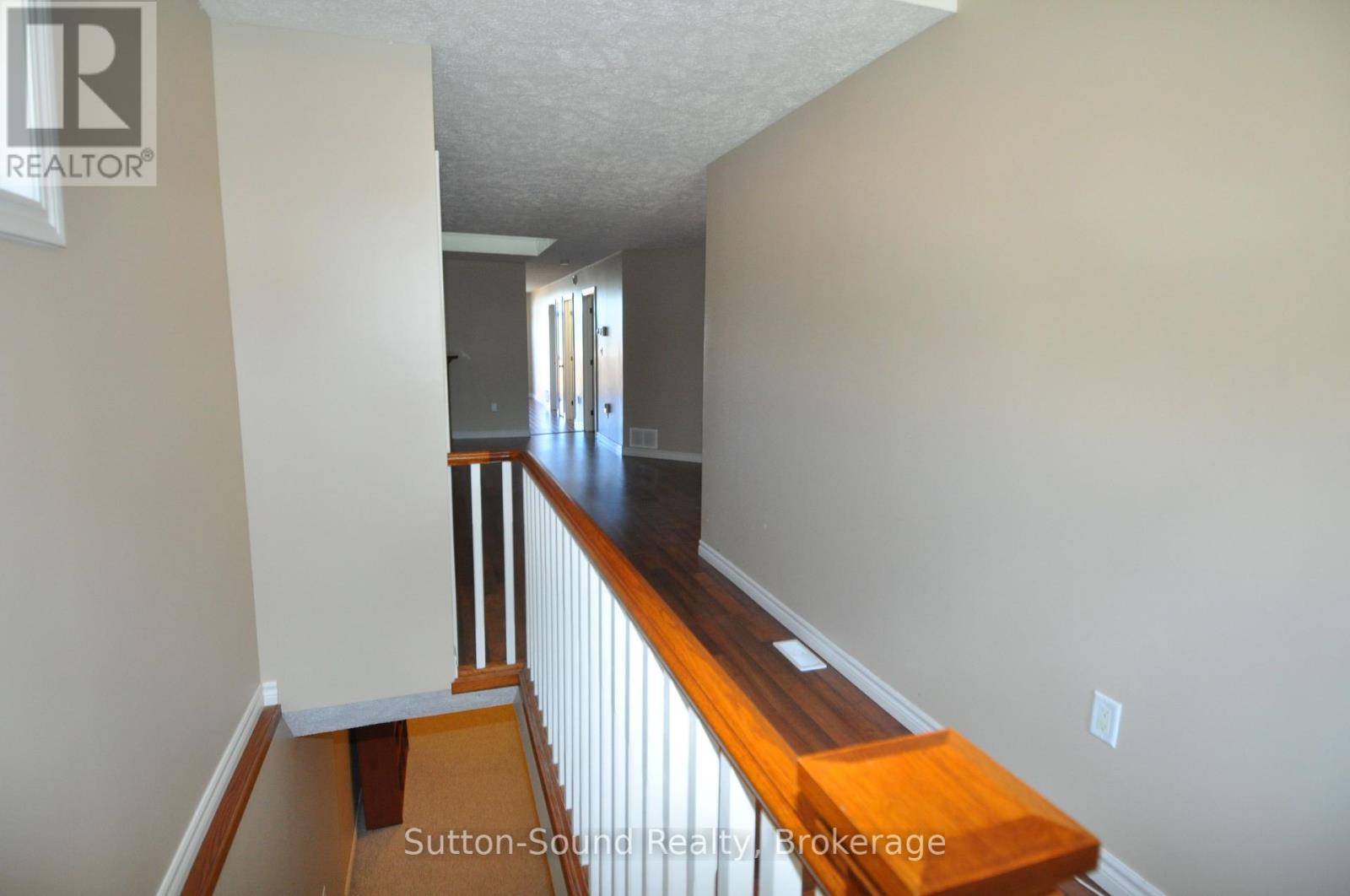 1326 15th St B Street E, Owen Sound, Ontario  N4K 6N1 - Photo 2 - X12081560