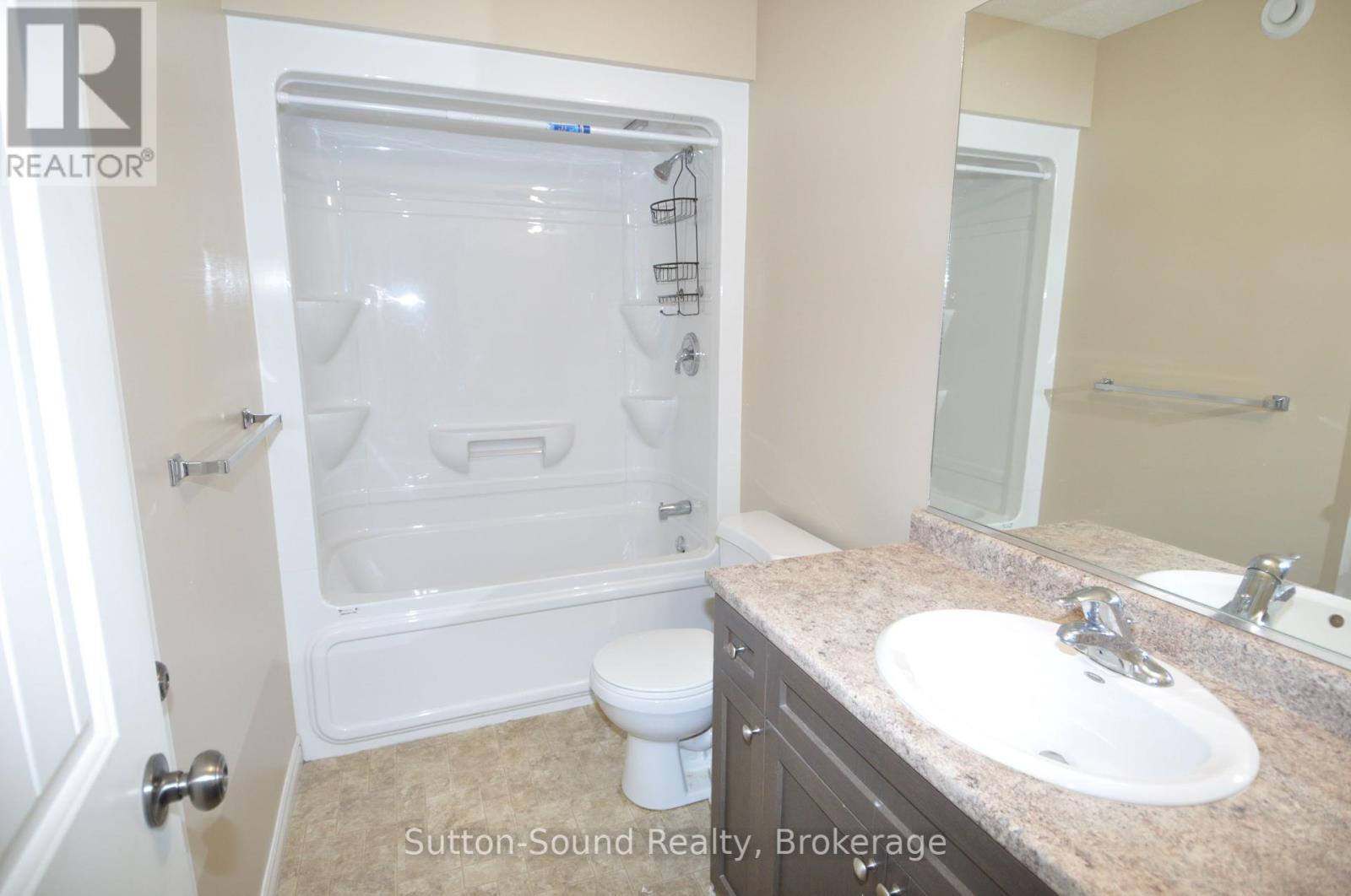 1326 15th St B Street E, Owen Sound, Ontario  N4K 6N1 - Photo 7 - X12081560