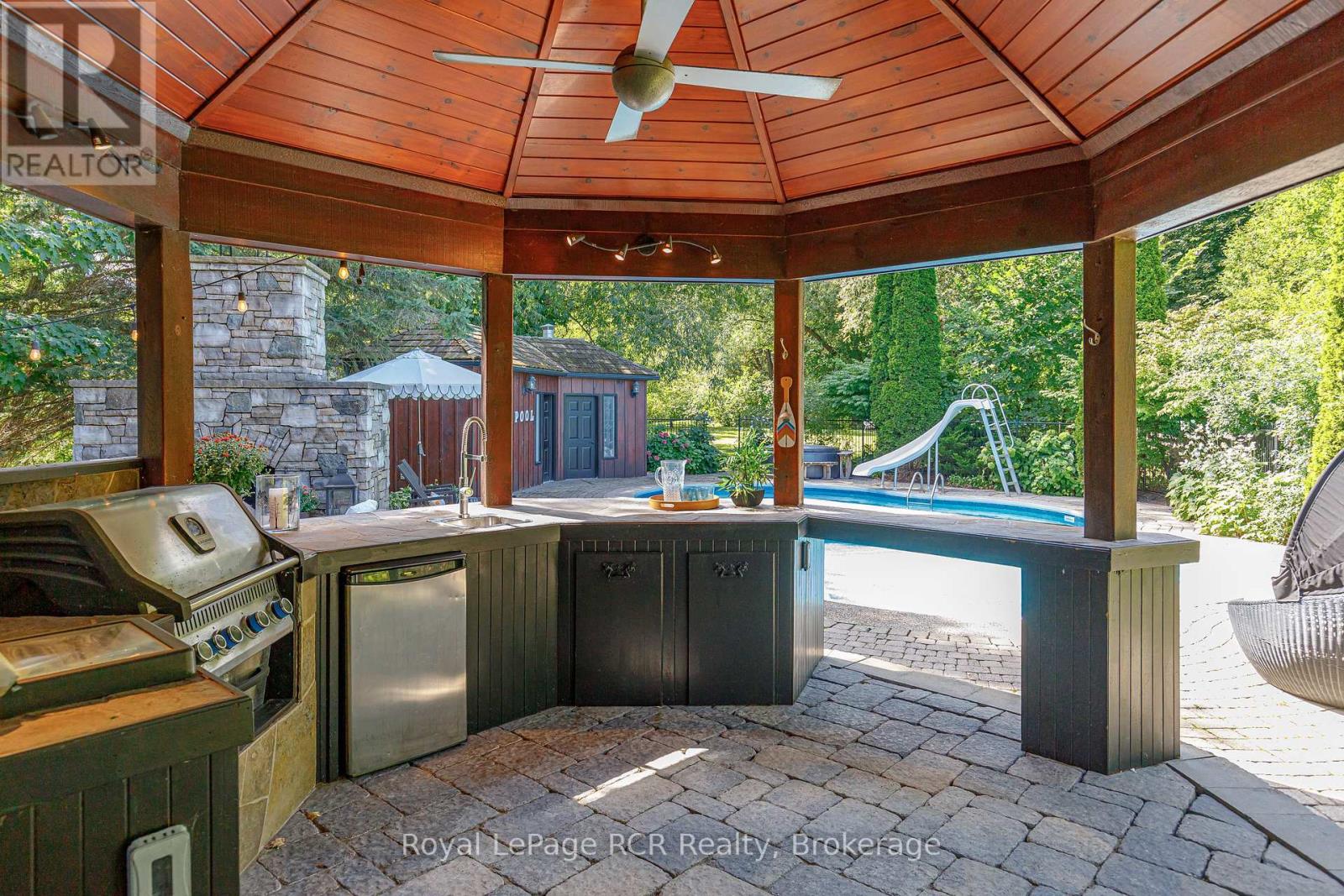 118 Heritage Drive, Blue Mountains, Ontario  L9Y 0M6 - Photo 17 - X12081591
