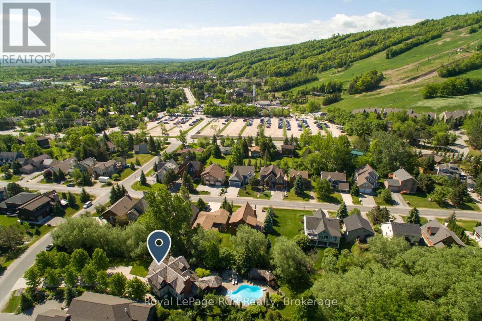 Property at 118 HERITAGE DRIVE image 2