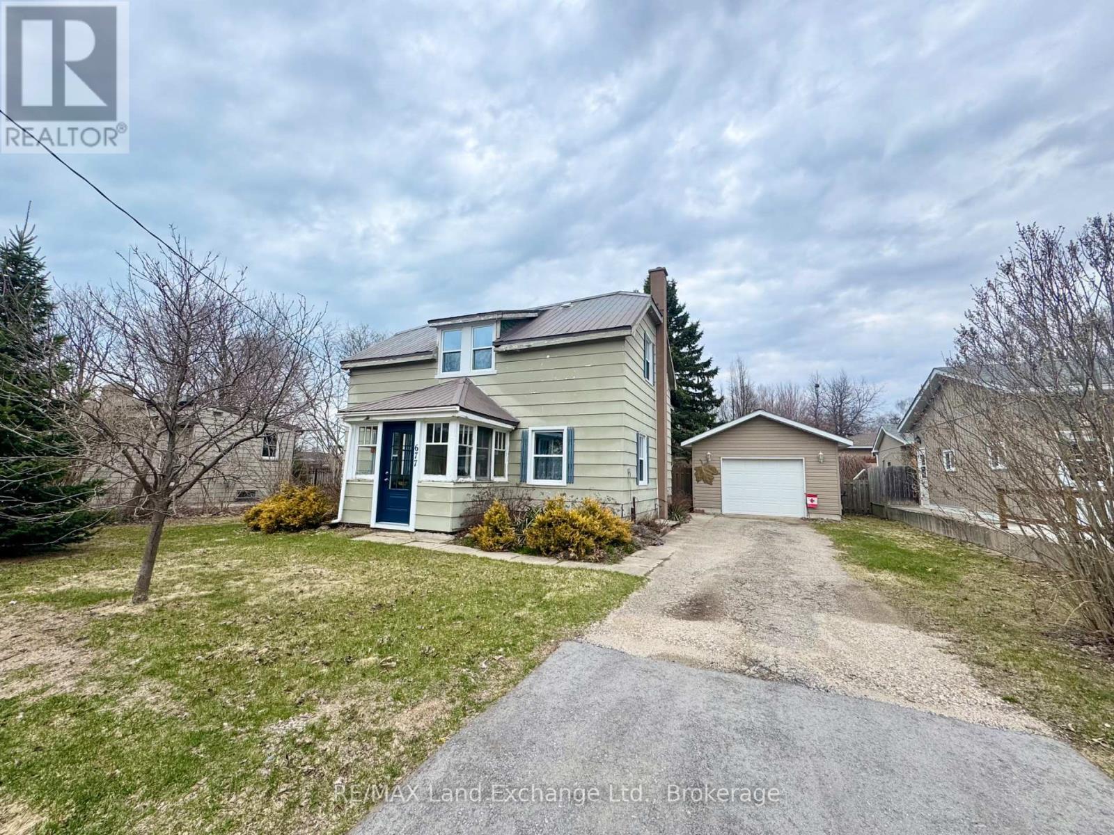 677 Louis Street, Saugeen Shores, Ontario  N0H 2C4 - Photo 24 - X12081610
