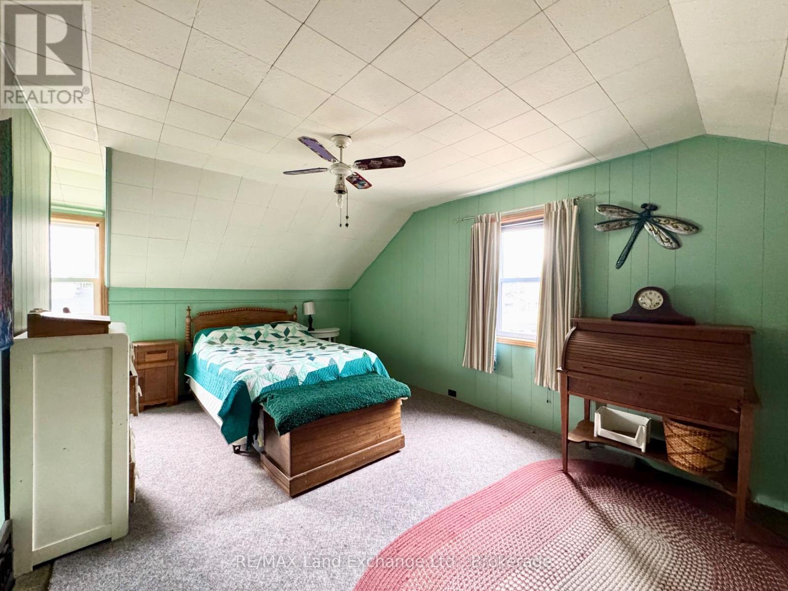 677 Louis Street, Saugeen Shores, Ontario  N0H 2C4 - Photo 9 - X12081610