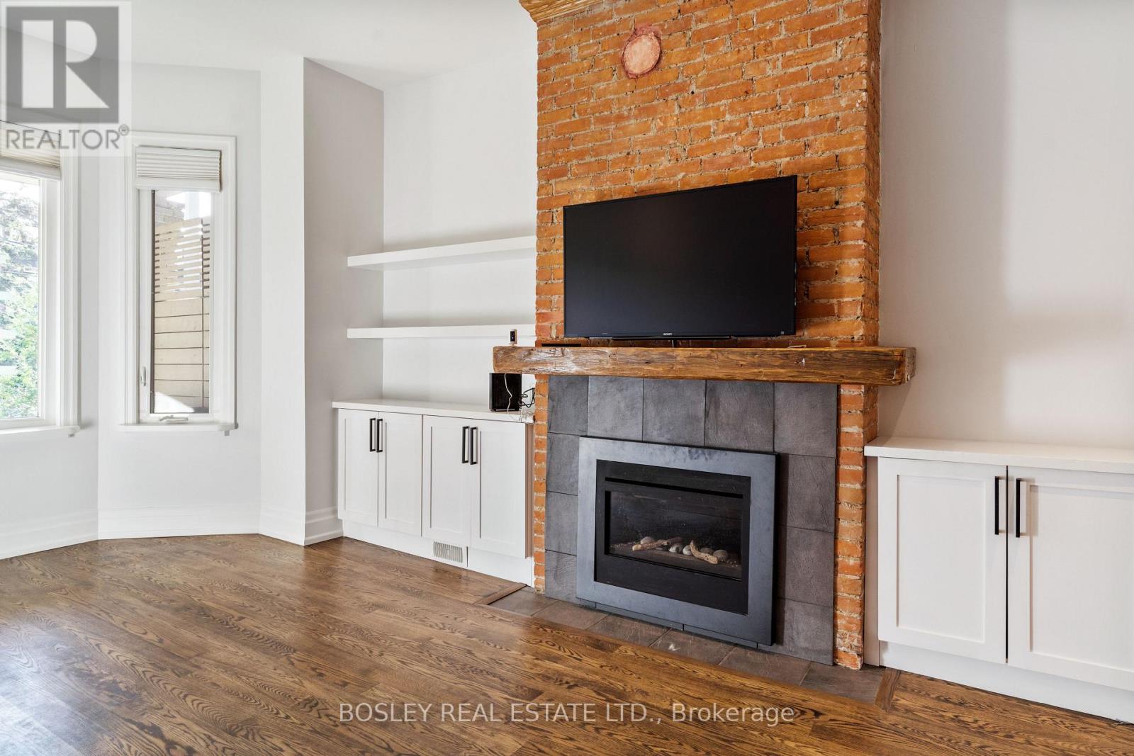 520 Manning Avenue, Toronto, Ontario  M6G 2V7 - Photo 9 - C12081460
