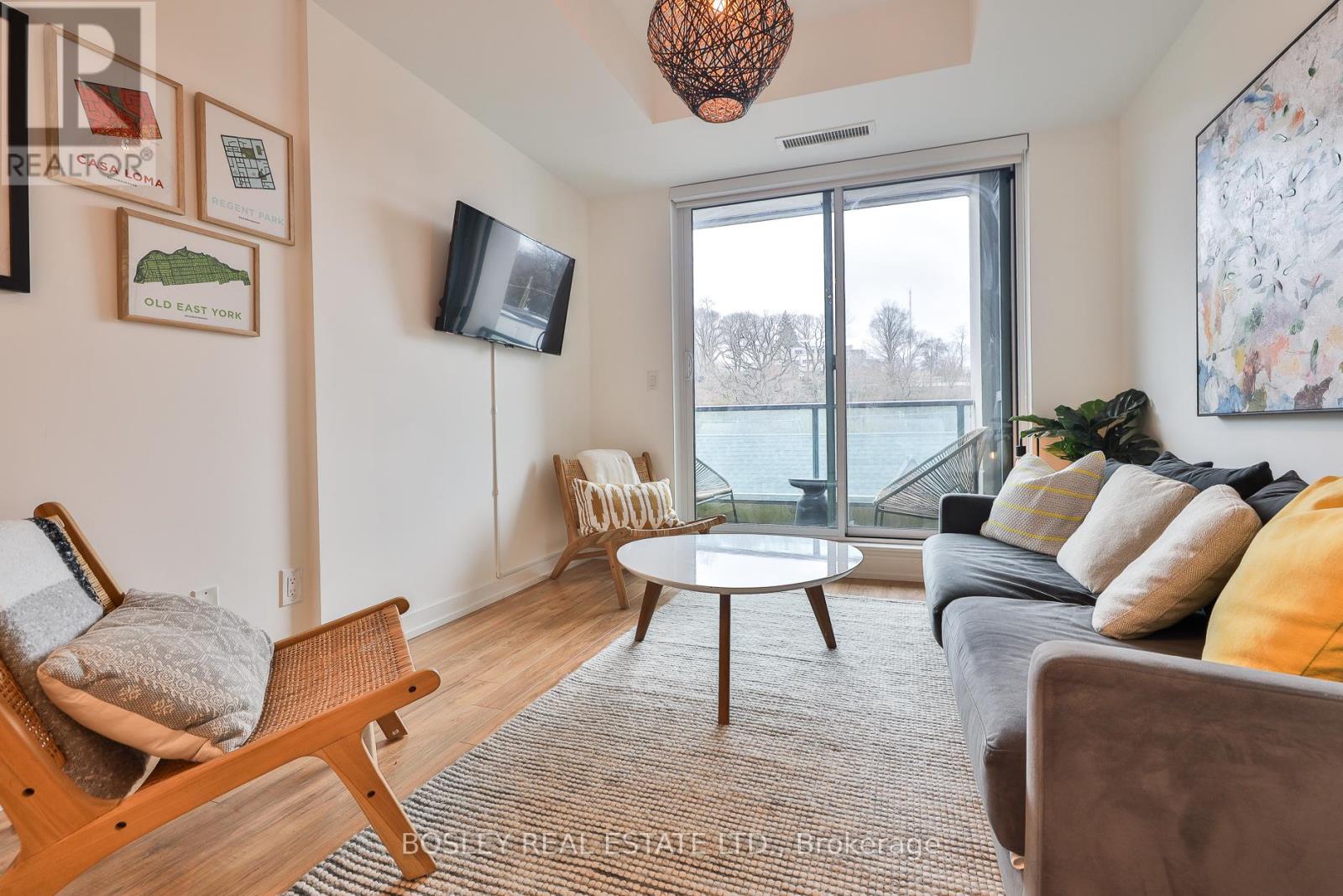 516 - 377 MADISON AVENUE, Toronto, Ontario