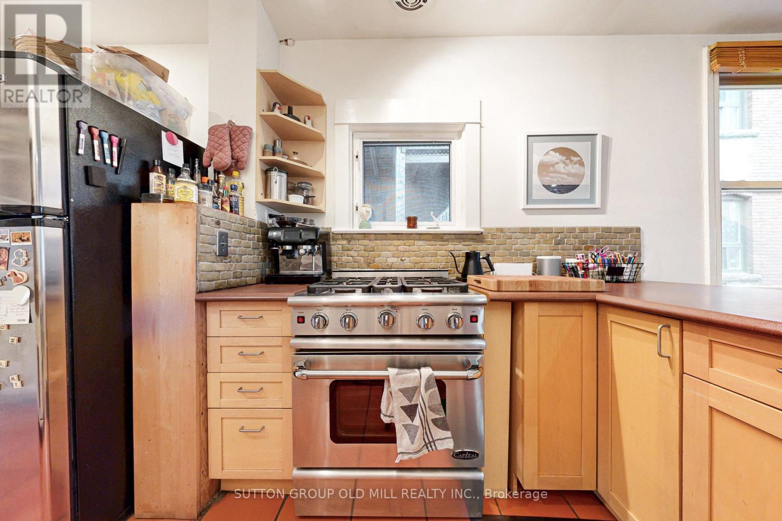 1058 College Street, Toronto, Ontario  M6H 1A9 - Photo 18 - C12081537