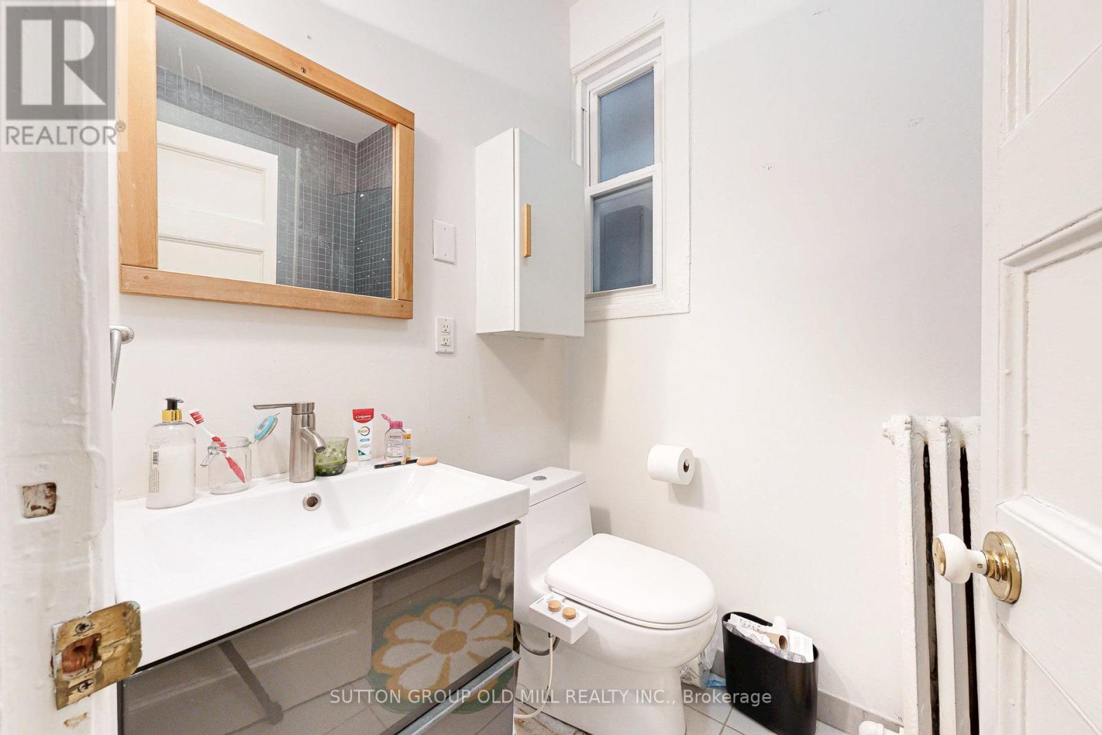 1058 College Street, Toronto, Ontario  M6H 1A9 - Photo 9 - C12081537