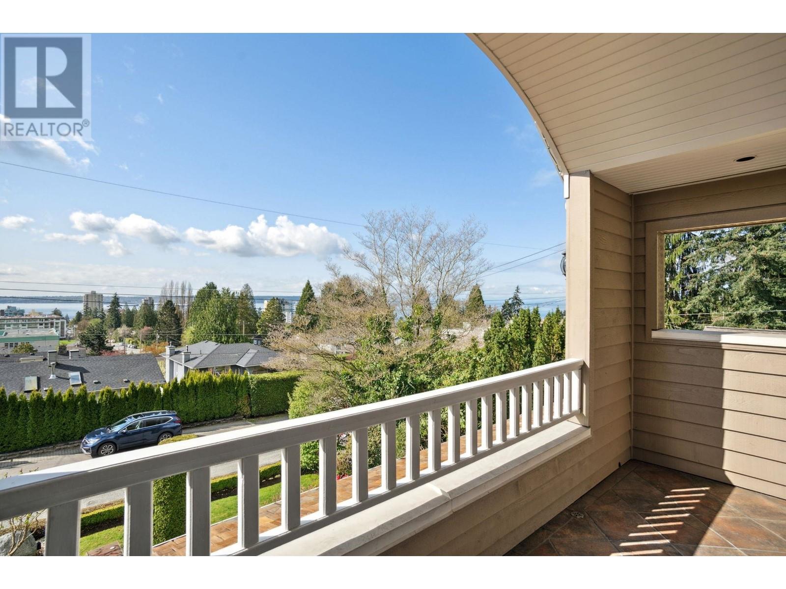 2185 Lawson Avenue, West Vancouver, British Columbia  V7V 2E1 - Photo 27 - R2988560