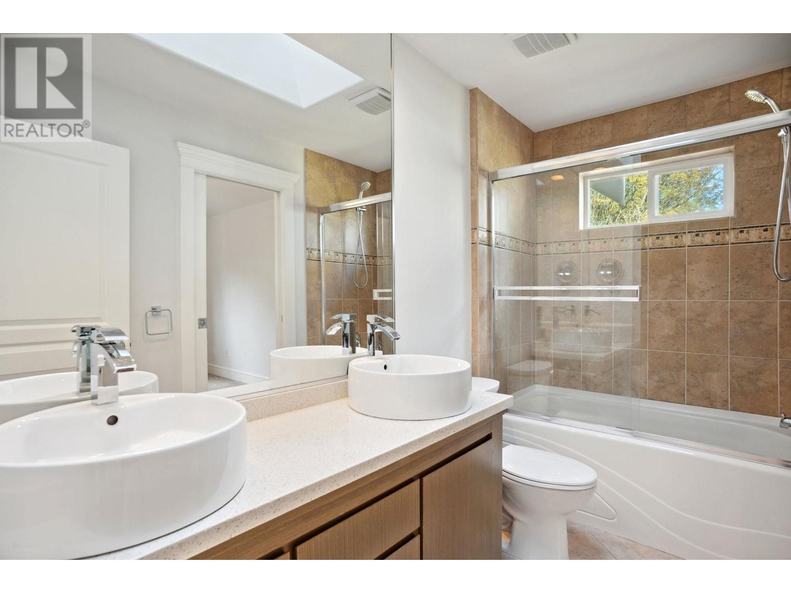2185 Lawson Avenue, West Vancouver, British Columbia  V7V 2E1 - Photo 14 - R2988560