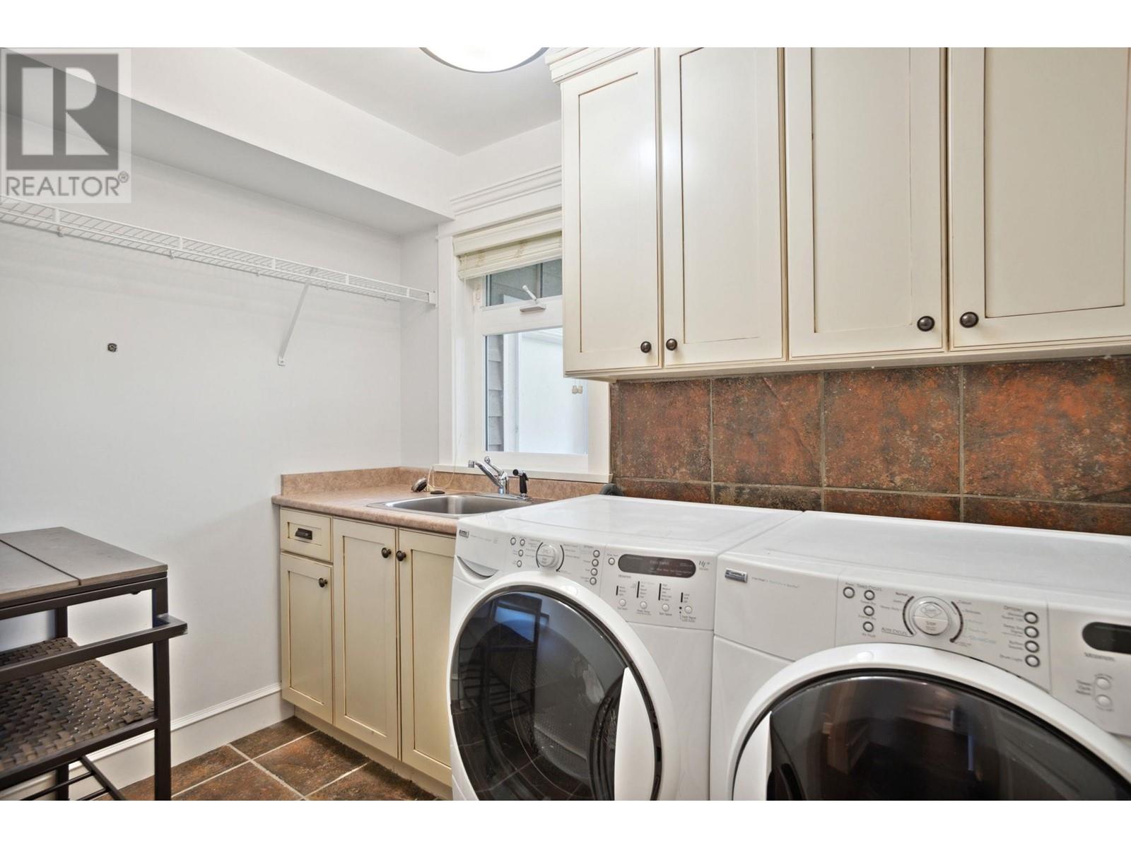 2185 Lawson Avenue, West Vancouver, British Columbia  V7V 2E1 - Photo 18 - R2988560