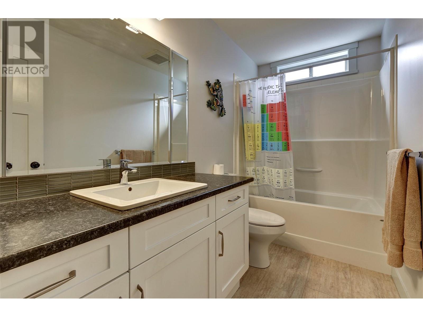 560 Christleton Avenue, Kelowna, British Columbia  V1Y 5J2 - Photo 10 - 10343288