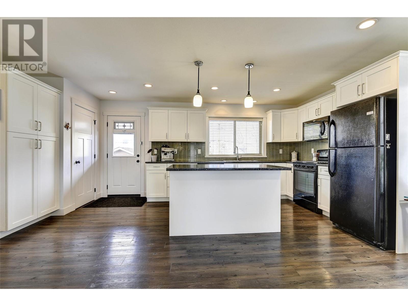 560 Christleton Avenue, Kelowna, British Columbia  V1Y 5J2 - Photo 17 - 10343288