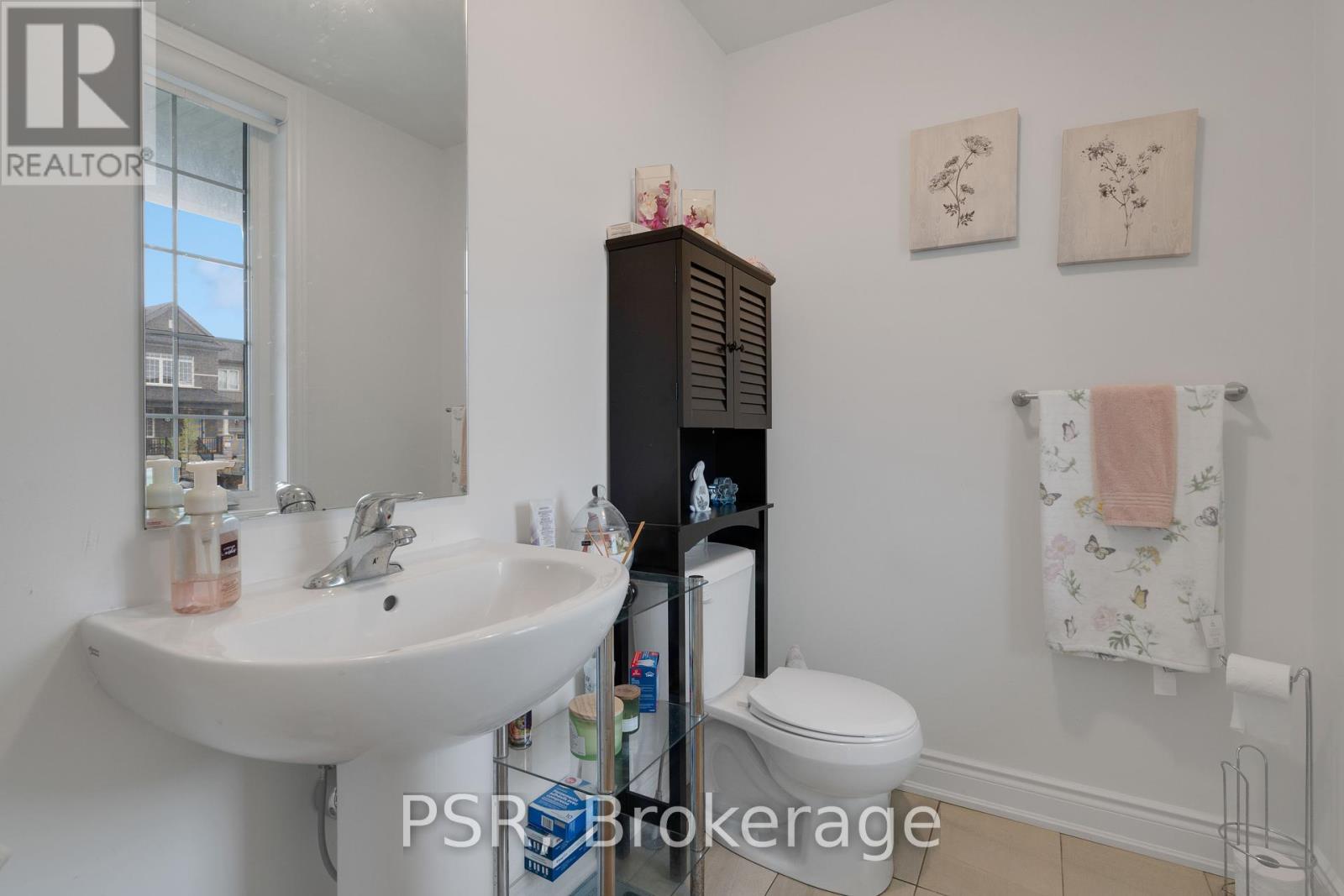 11 Stately Drive, Wasaga Beach, Ontario  L9Z 0L9 - Photo 16 - S12081513