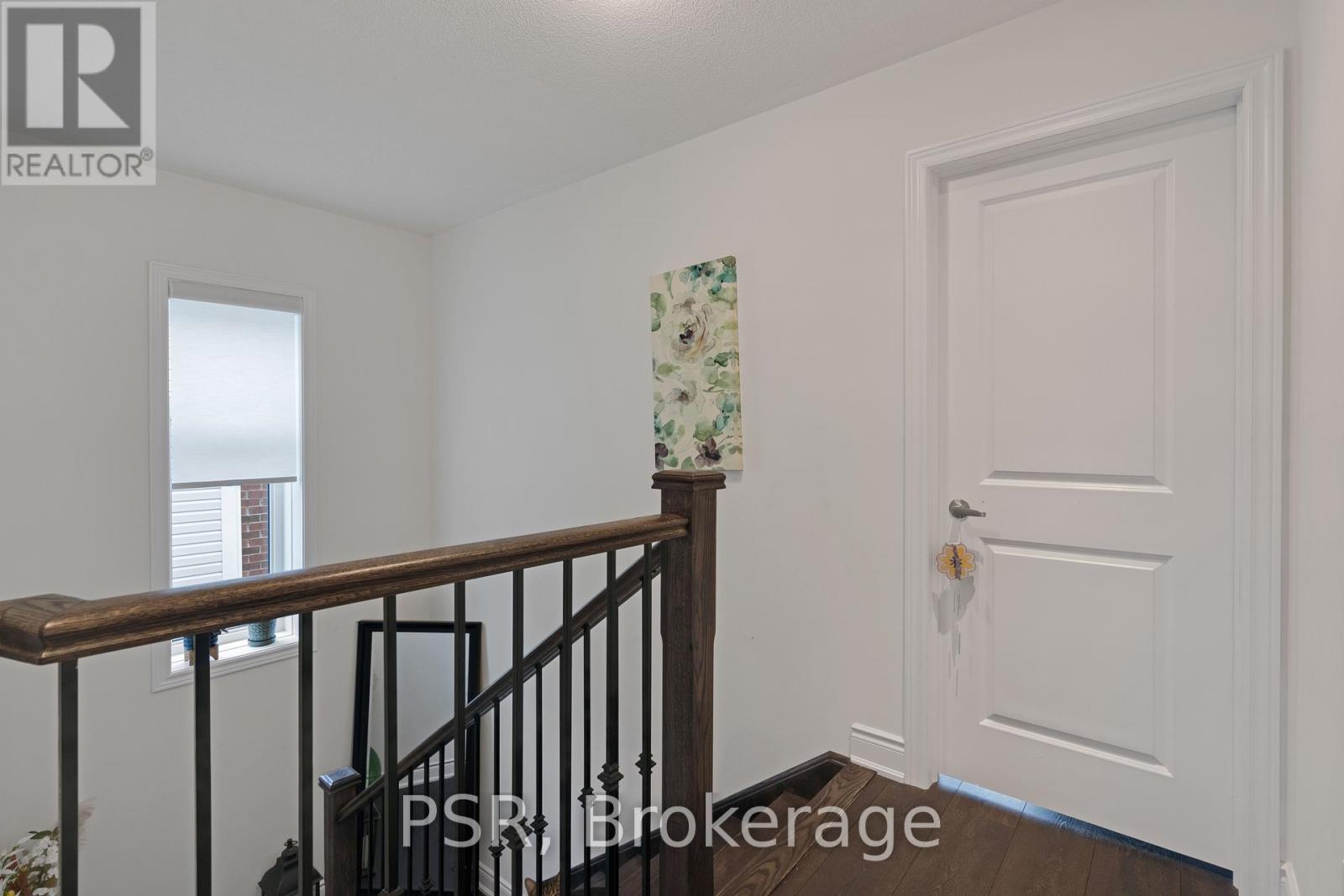 11 Stately Drive, Wasaga Beach, Ontario  L9Z 0L9 - Photo 17 - S12081513