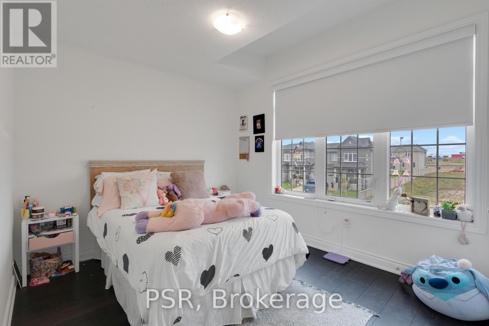 11 Stately Drive, Wasaga Beach, Ontario  L9Z 0L9 - Photo 23 - S12081513