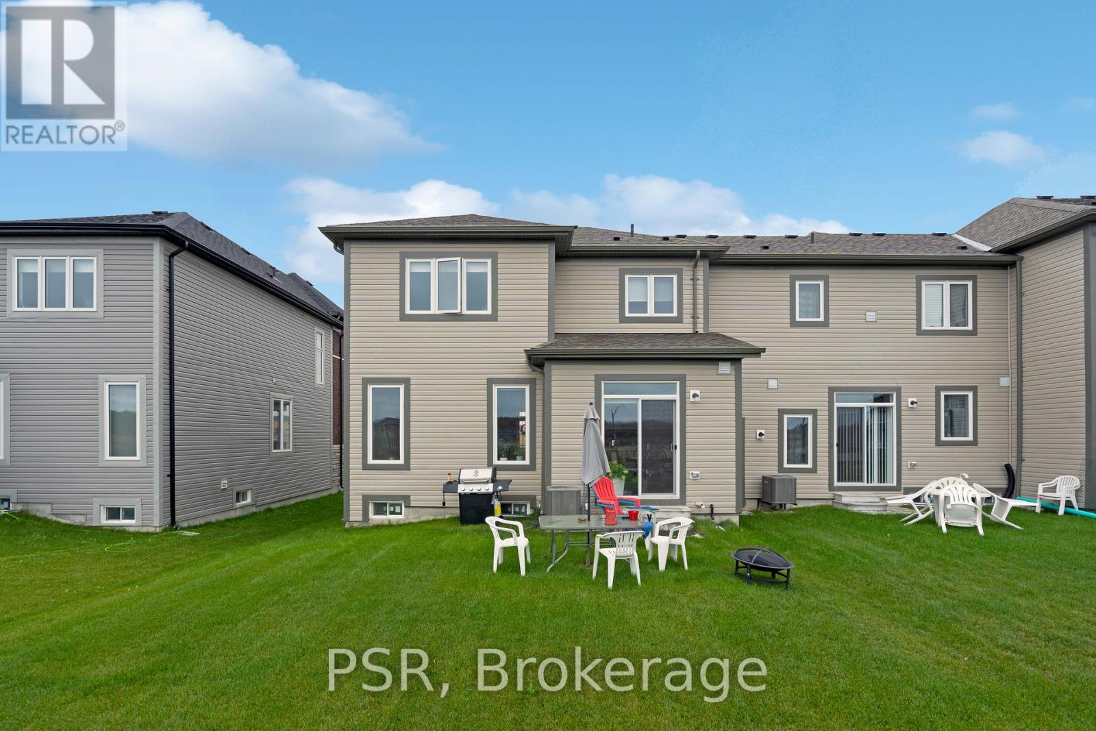 11 Stately Drive, Wasaga Beach, Ontario  L9Z 0L9 - Photo 32 - S12081513