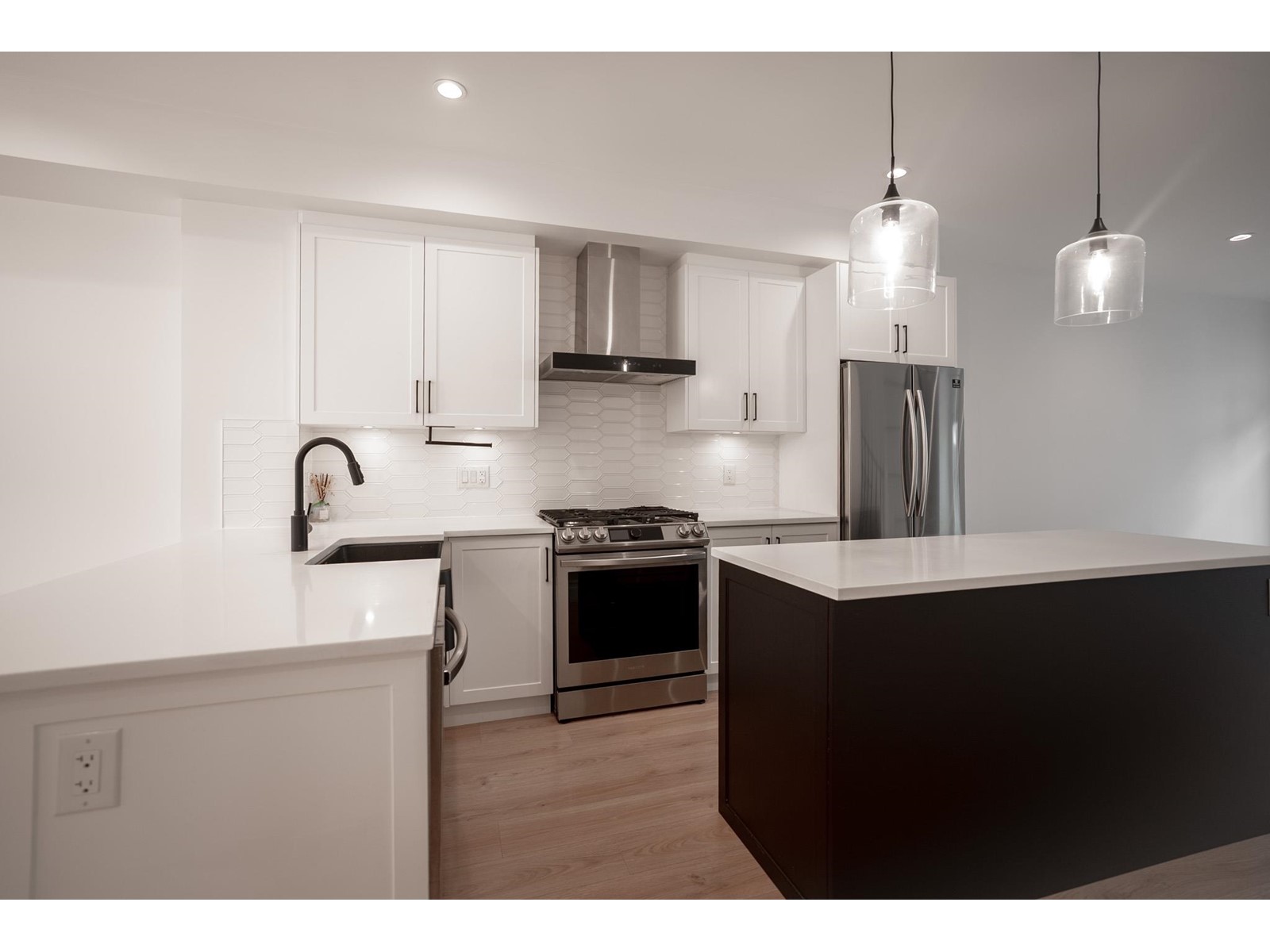 48 16467 23a Avenue, Surrey, British Columbia  V3Z 1E9 - Photo 9 - R2988120