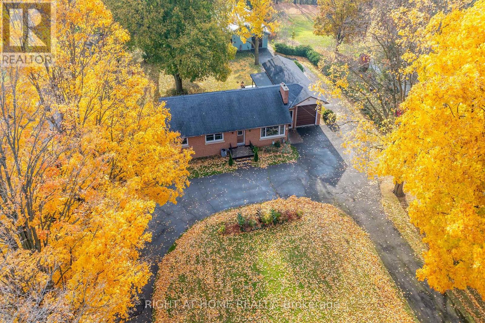 Property at 86 WILDWOOD ROAD image 4