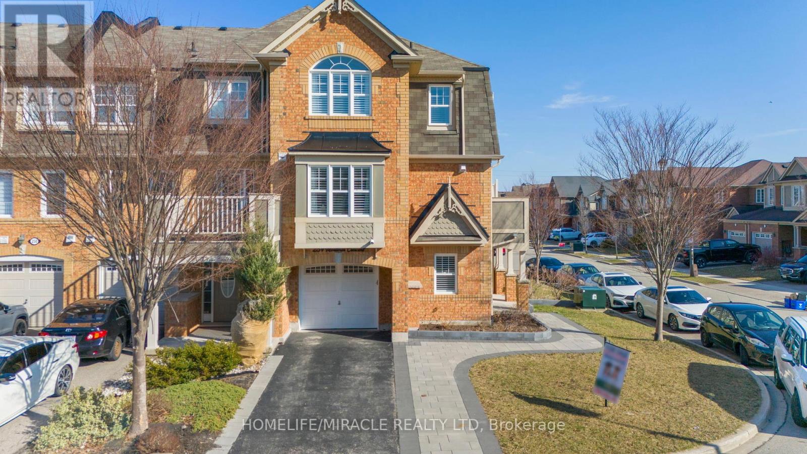 Property at 254 MORTIMER CRESCENT image 4