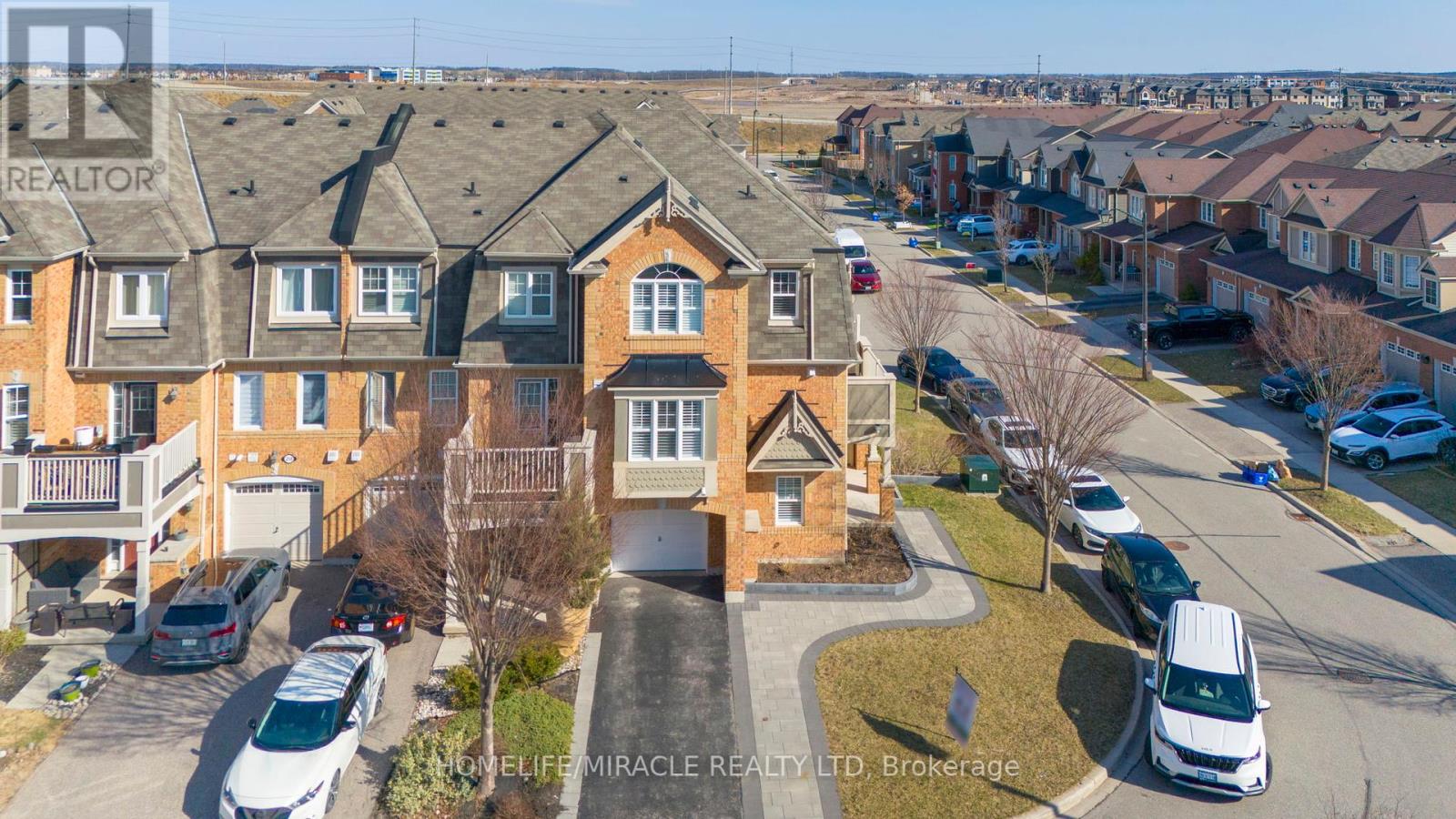 Property at 254 MORTIMER CRESCENT image 5