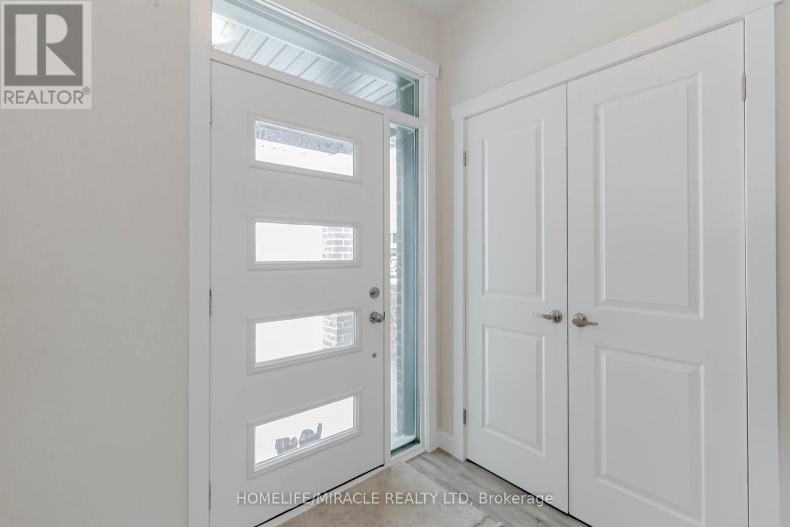 Property at 40 MOON CRESCENT image 4