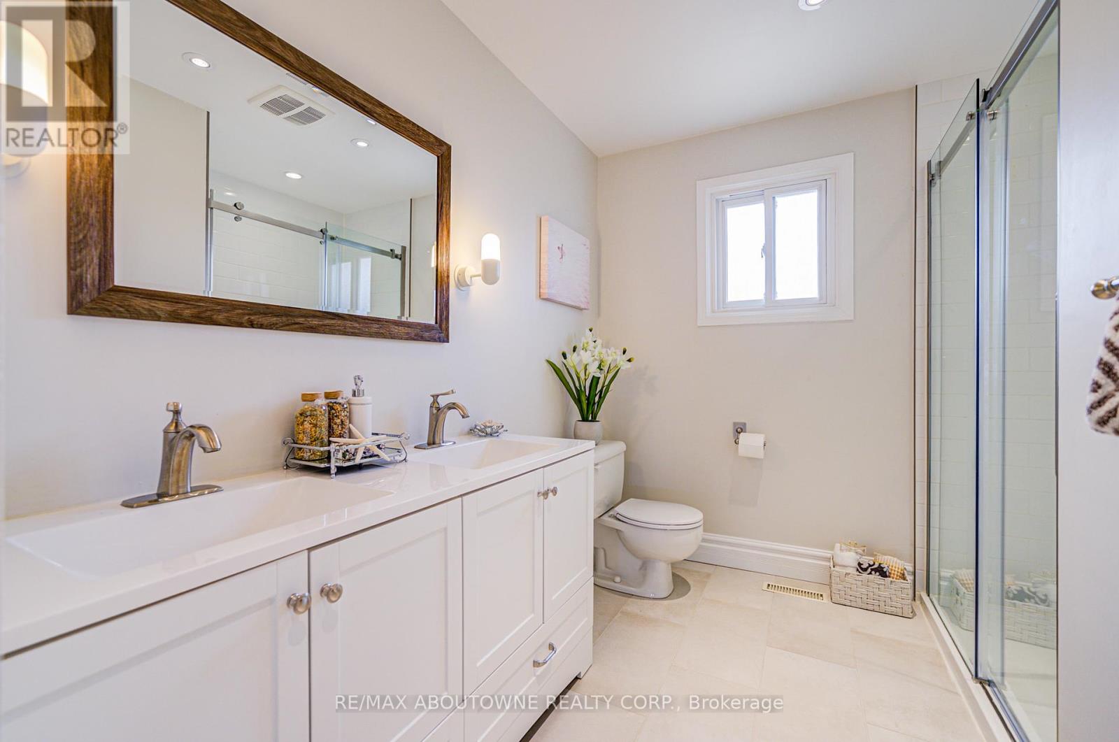 1400 Greendale Terrace, Oakville, Ontario  L6M 1W6 - Photo 37 - W12081435