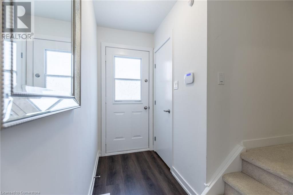 Property at 88 TUNBRIDGE Crescent Unit# 49 image 1