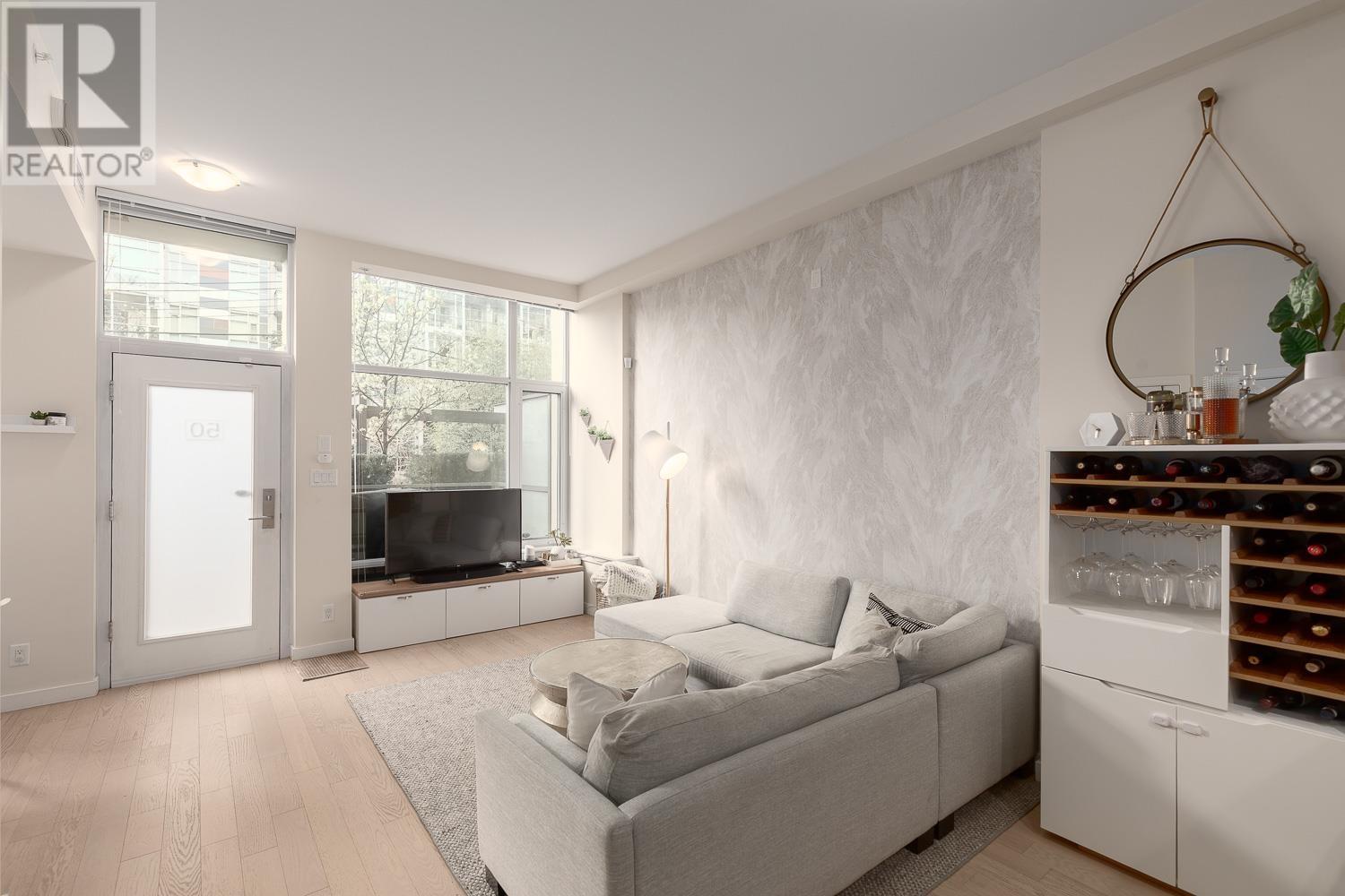 50 W 1st Avenue, Vancouver, British Columbia  V5Y 0K4 - Photo 4 - R2989850