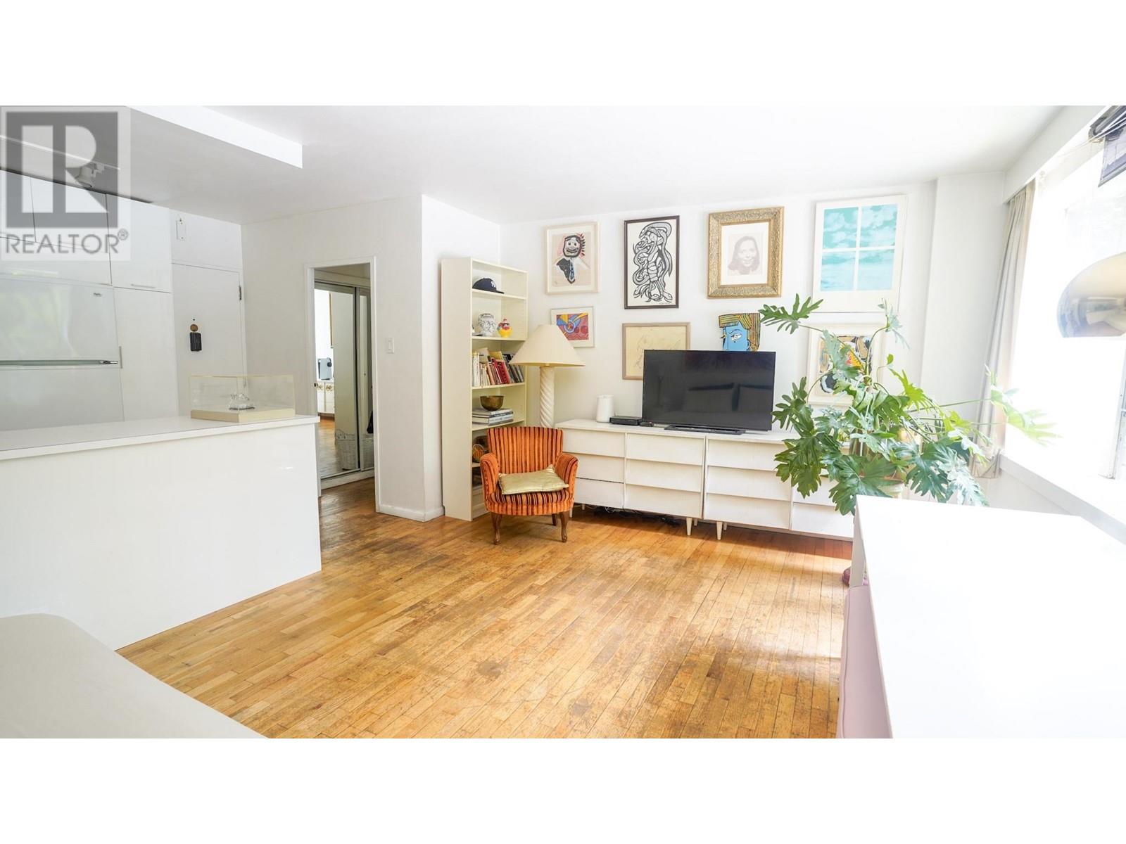 313 1445 Marpole Avenue, Vancouver, British Columbia  V6H 1S5 - Photo 1 - R2989860