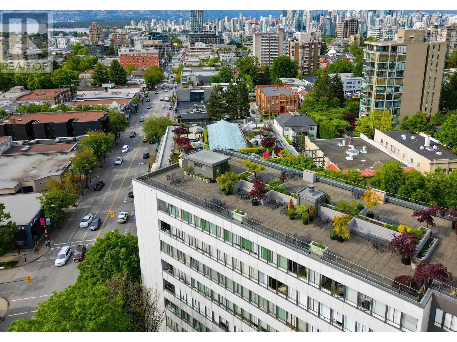 313 1445 Marpole Avenue, Vancouver, British Columbia  V6H 1S5 - Photo 2 - R2989860