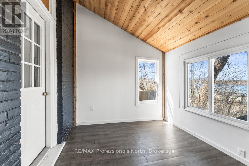 51 Main Street W, Huntsville, Ontario  P1H 1W9 - Photo 6 - X12081657